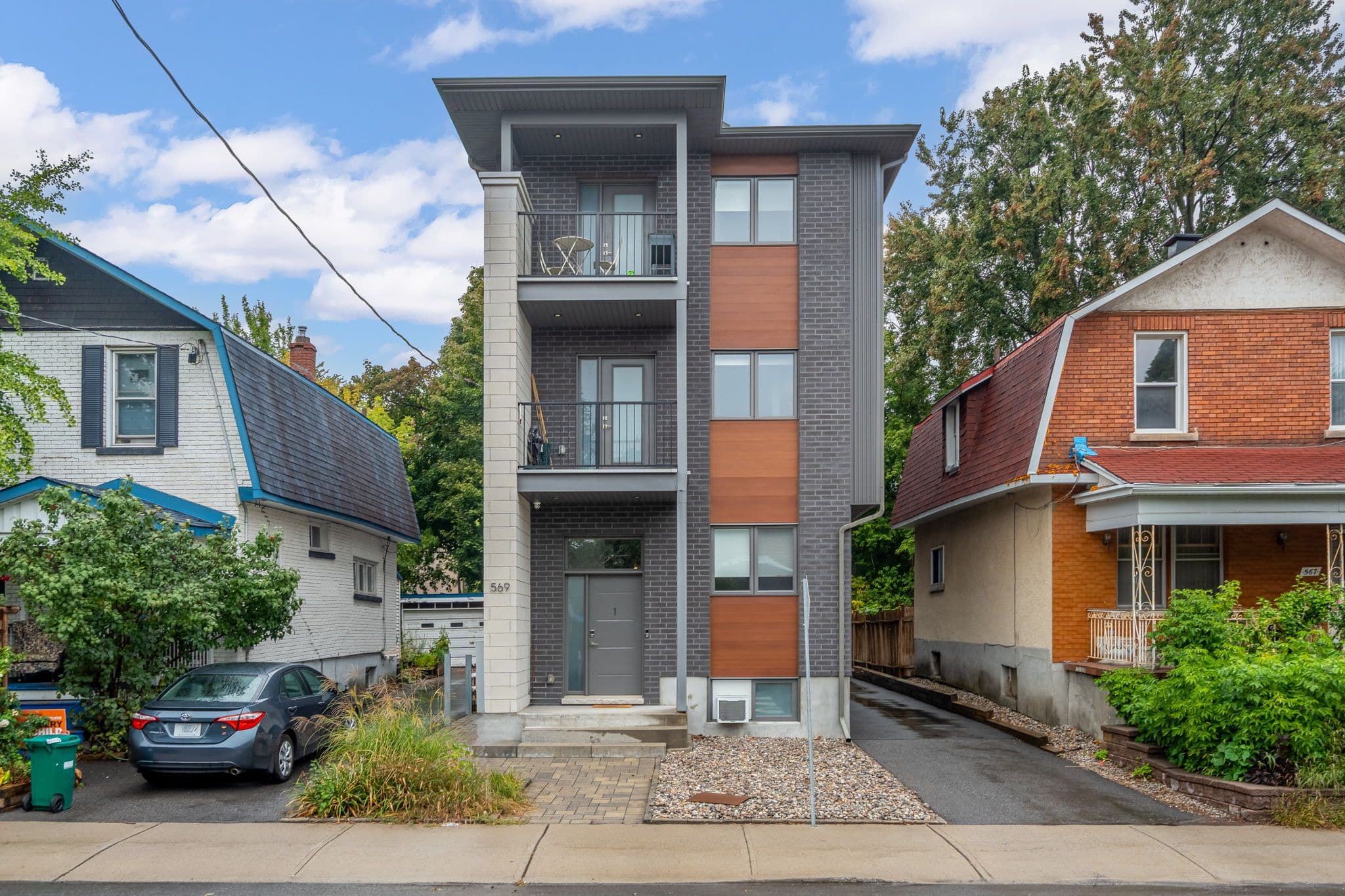 569 Mcleod Street 4, Ottawa Centre, ON K1R 5R2