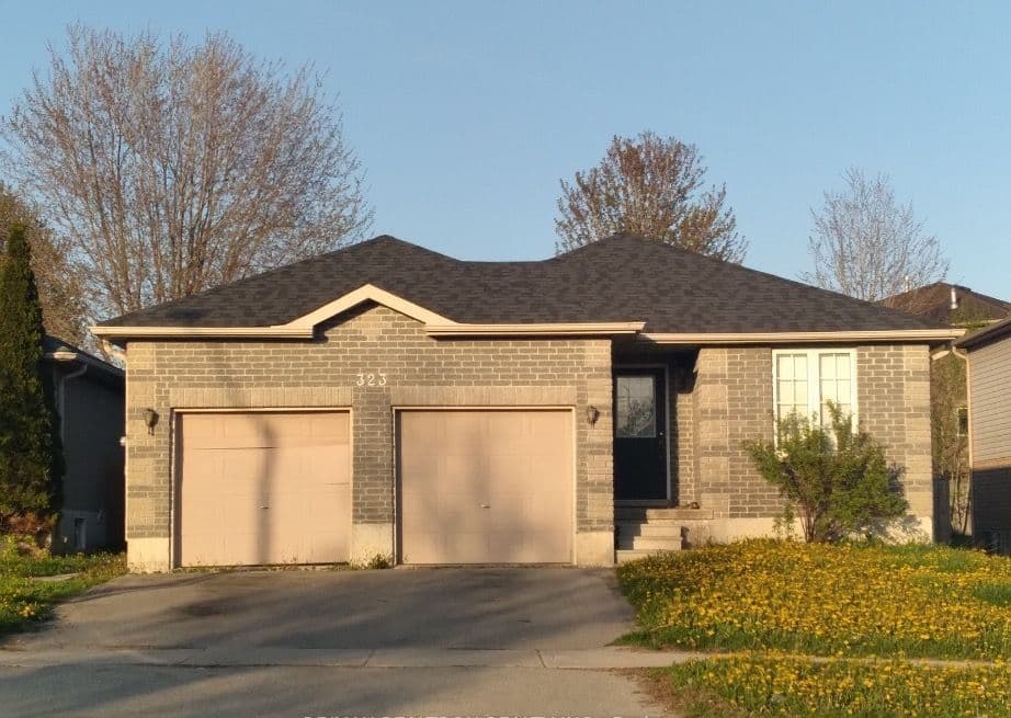 323 Johnson Street Upper, Barrie, ON L4M 7A2