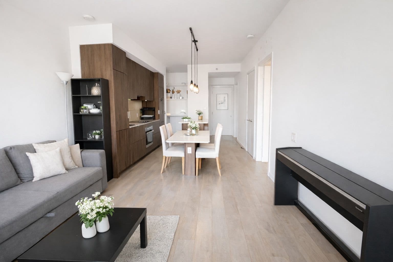 5 St. Joseph Street 3309, Toronto C01, ON M4Y 0B6