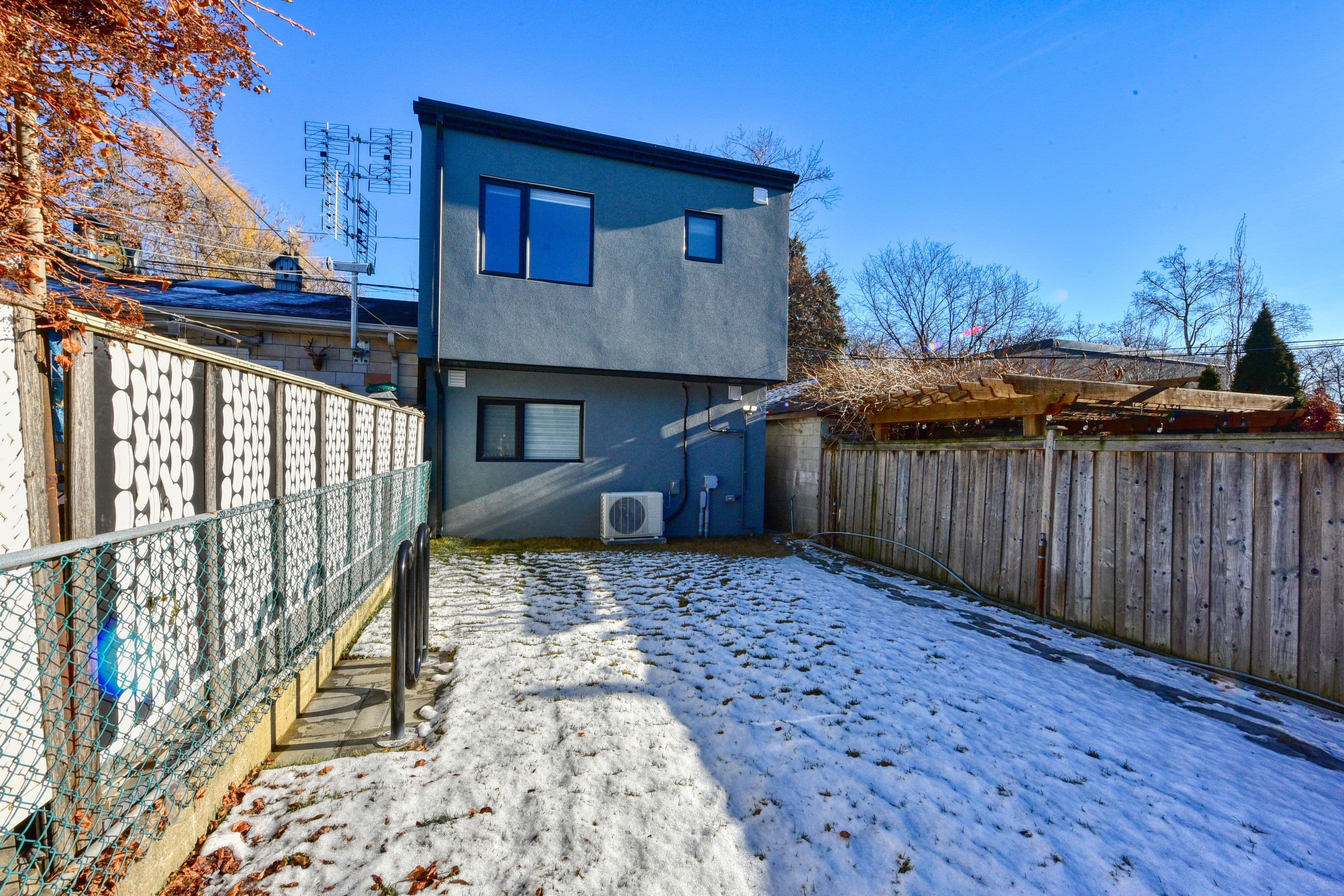 385 McRoberts Avenue Laneway, Toronto W03, ON M6E 4R1
