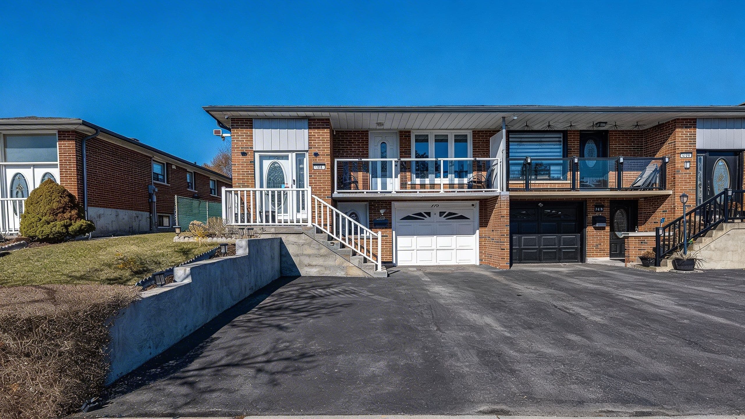 270 Grandravine Drive, Toronto W05, ON M3N 1J3