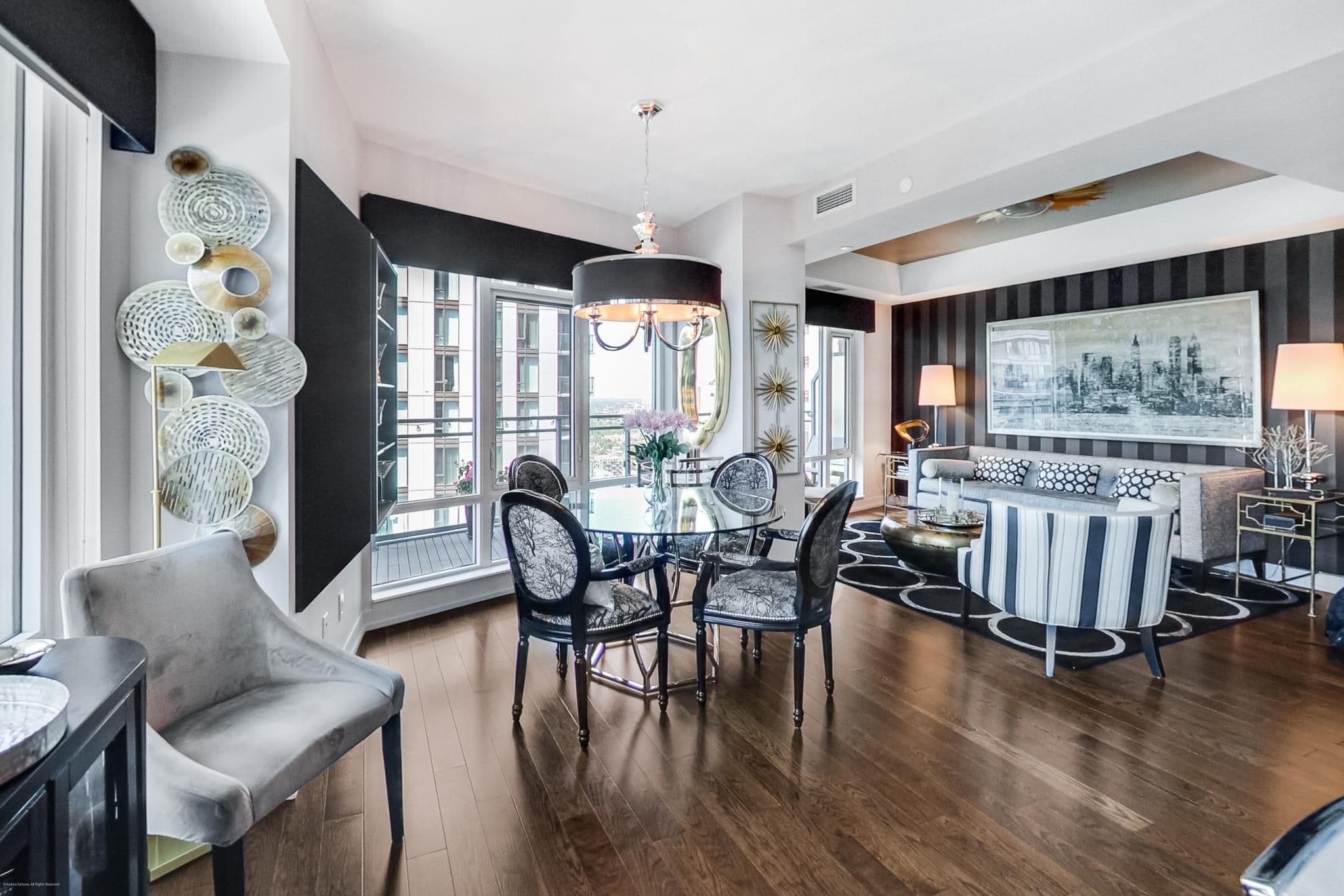 21 Widmer Street 3711, Toronto C01, ON M5V 0B8