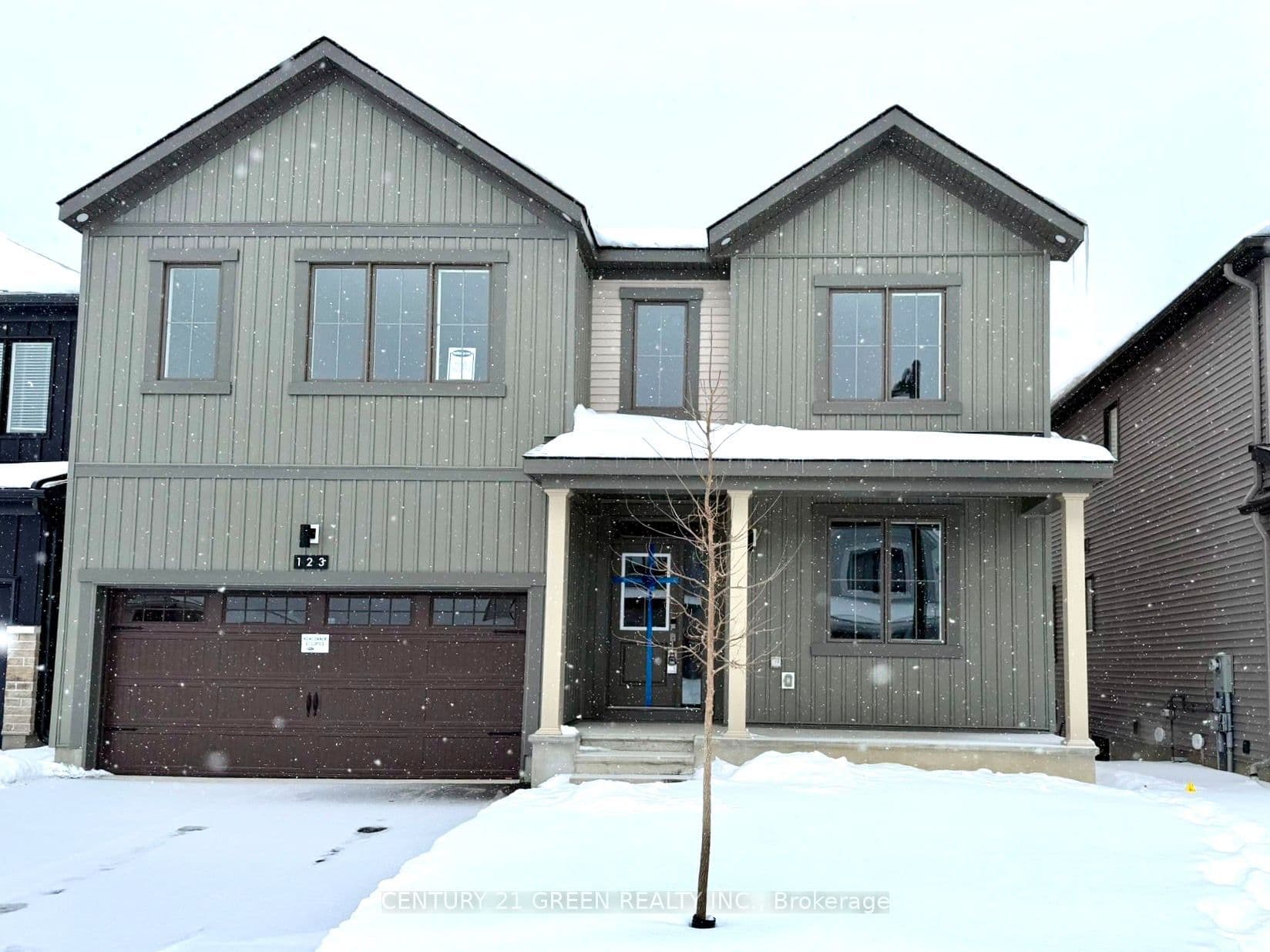 123 Tonic Crescent, Kanata, ON K2K 1X7