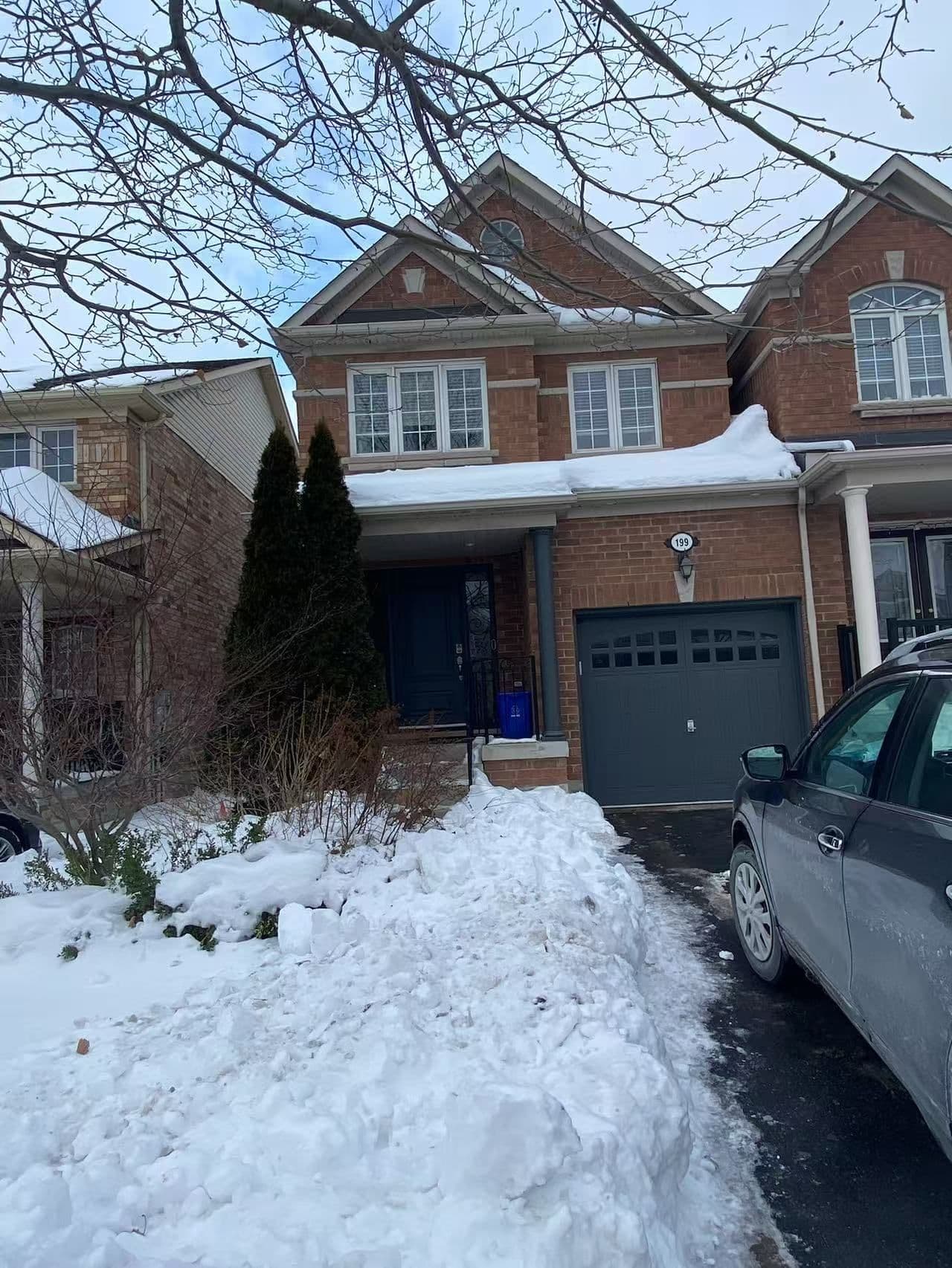 199 Venice Gate Drive, Vaughan, ON L4H 0E9