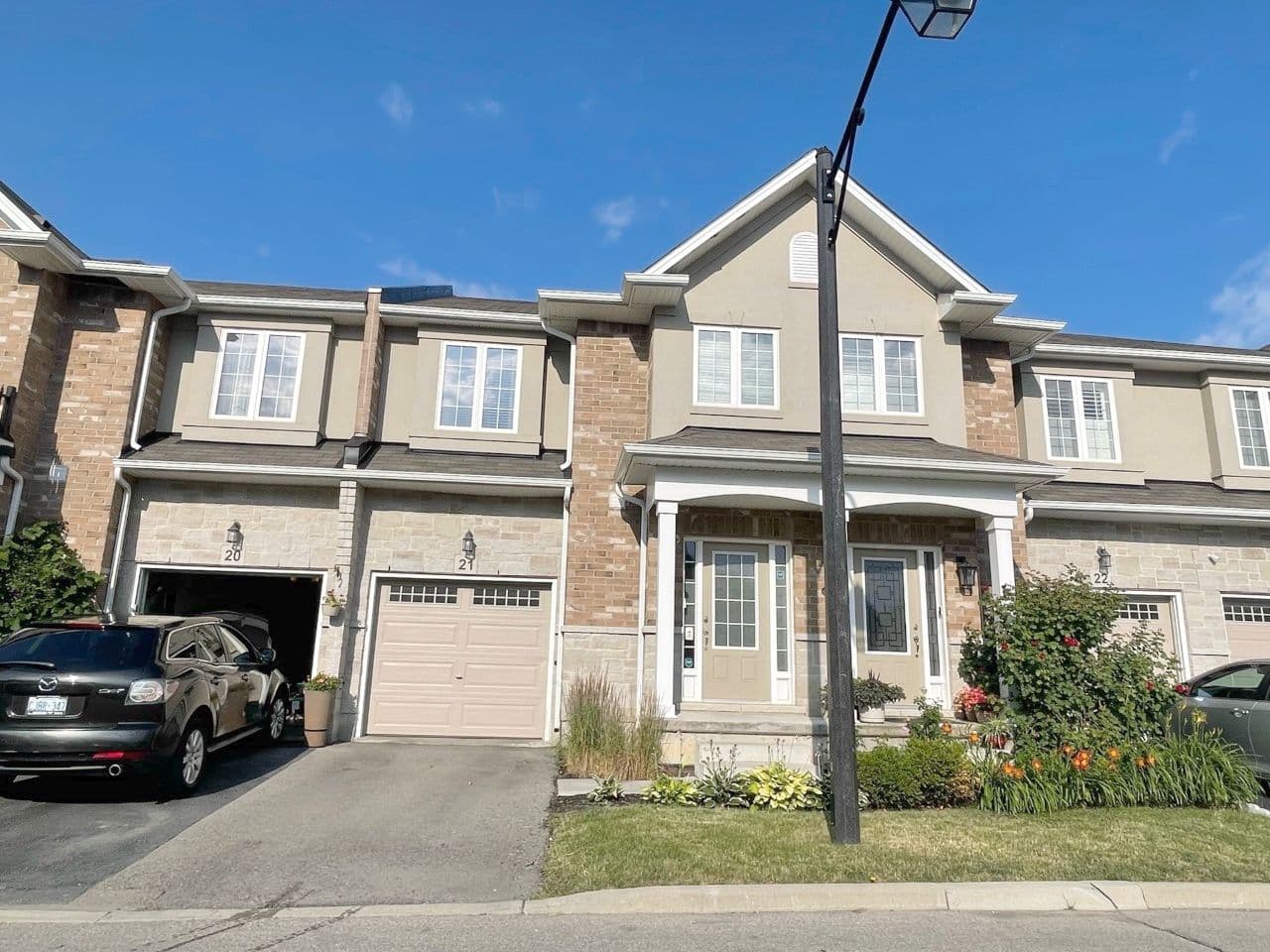 90 Raymond Road 21, Hamilton, ON L9K 0J6