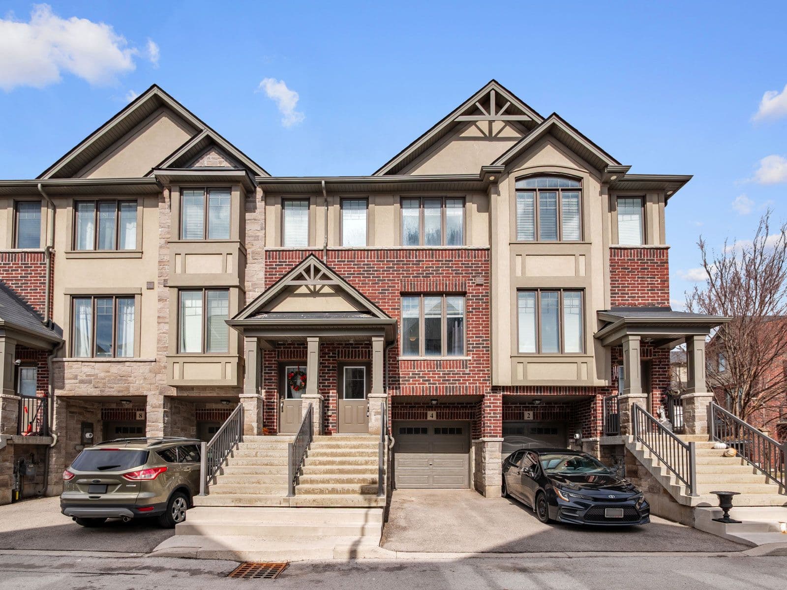 4 Could Lane, Hamilton, ON L9G 0H2