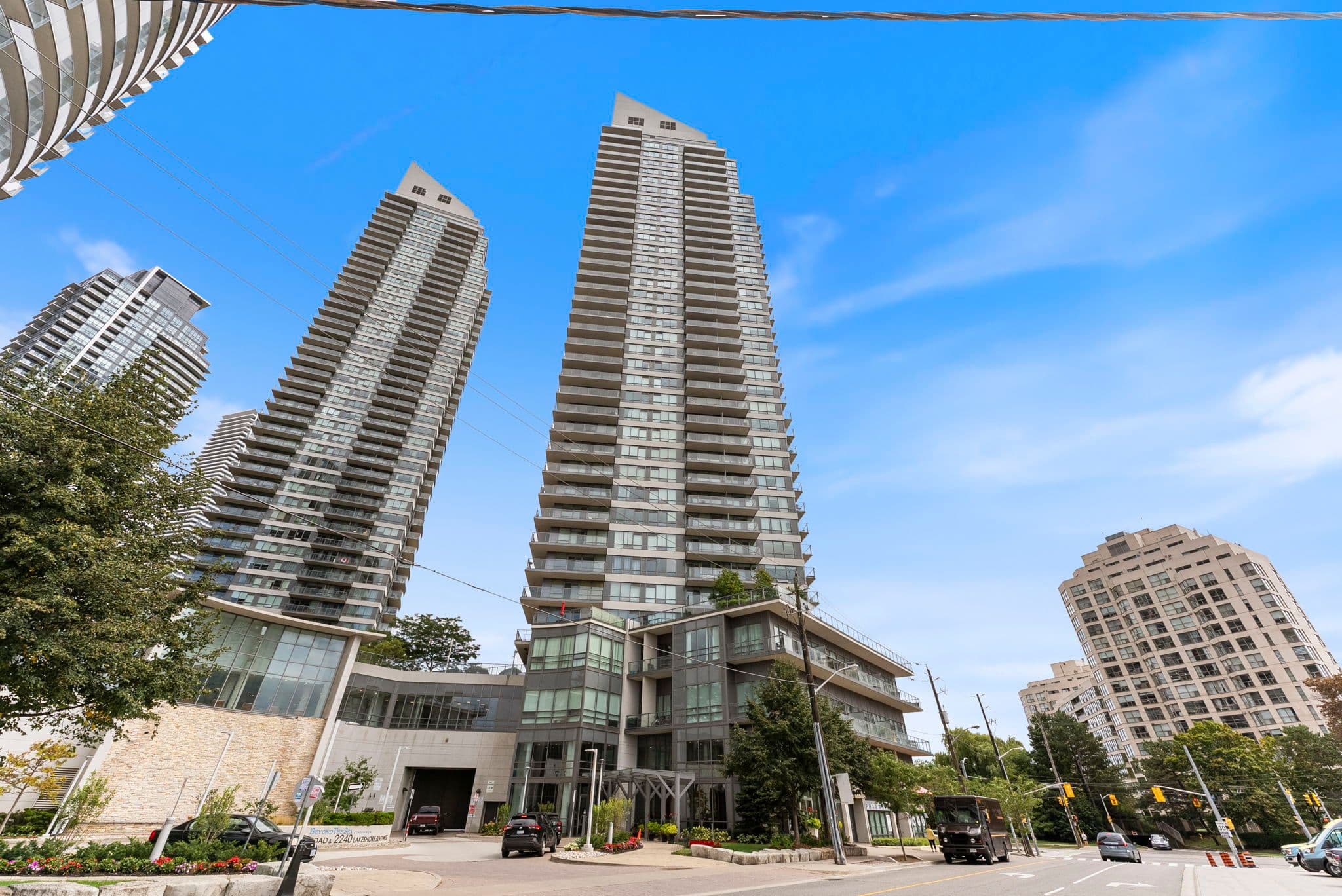 2240 Lakeshore Boulevard W 2901, Toronto W06, ON M8V 0B1