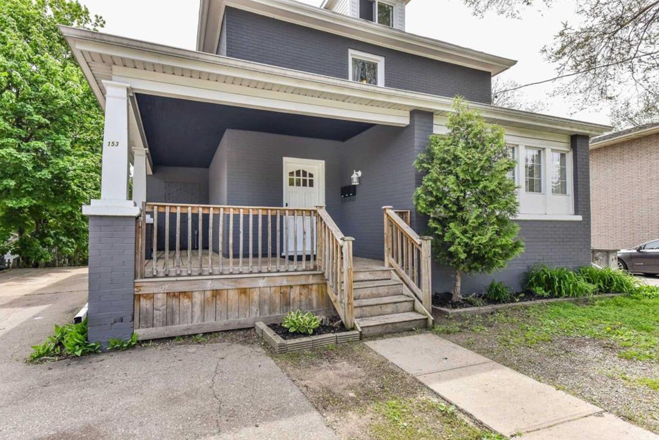 153 ST ANDREWS Street, Cambridge, ON N1S 1N2