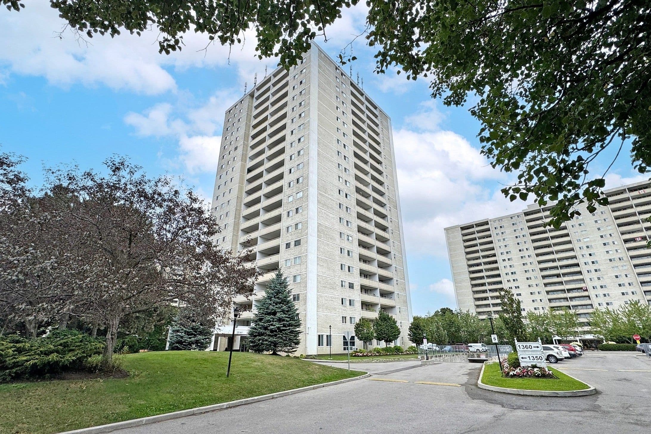 1350 York Mills Road 1906, Toronto C13, ON M3A 2A1