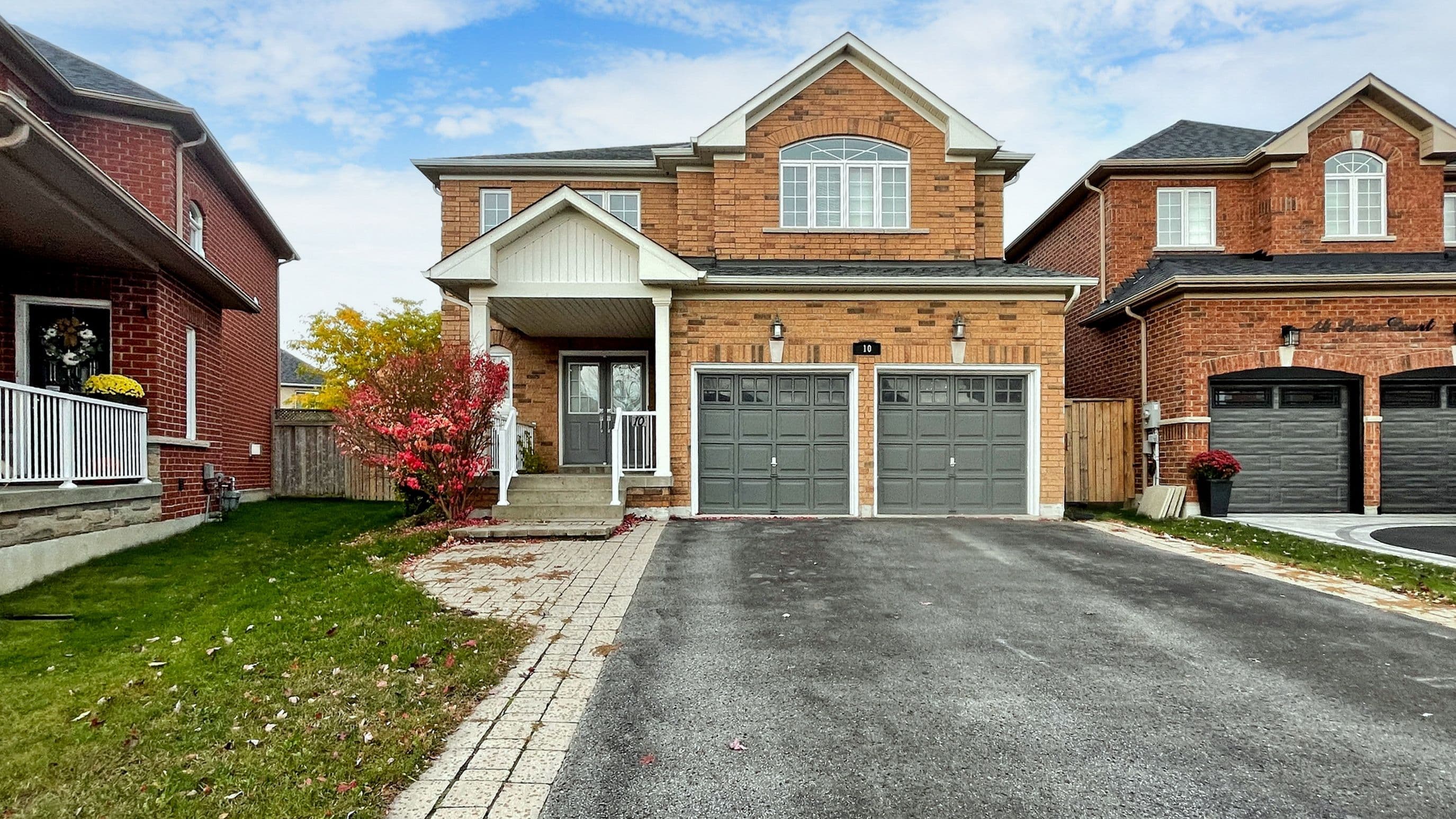 10 Pears Court Upper, Clarington, ON L1E 3H9