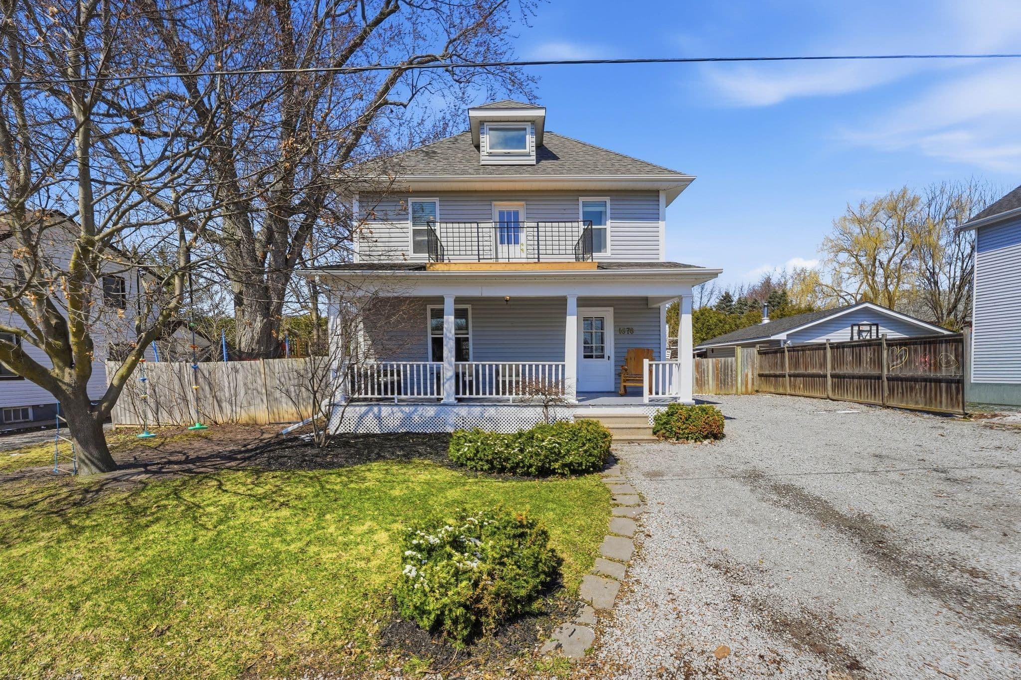 1678 David Street, Pickering, ON L1Y 1B2