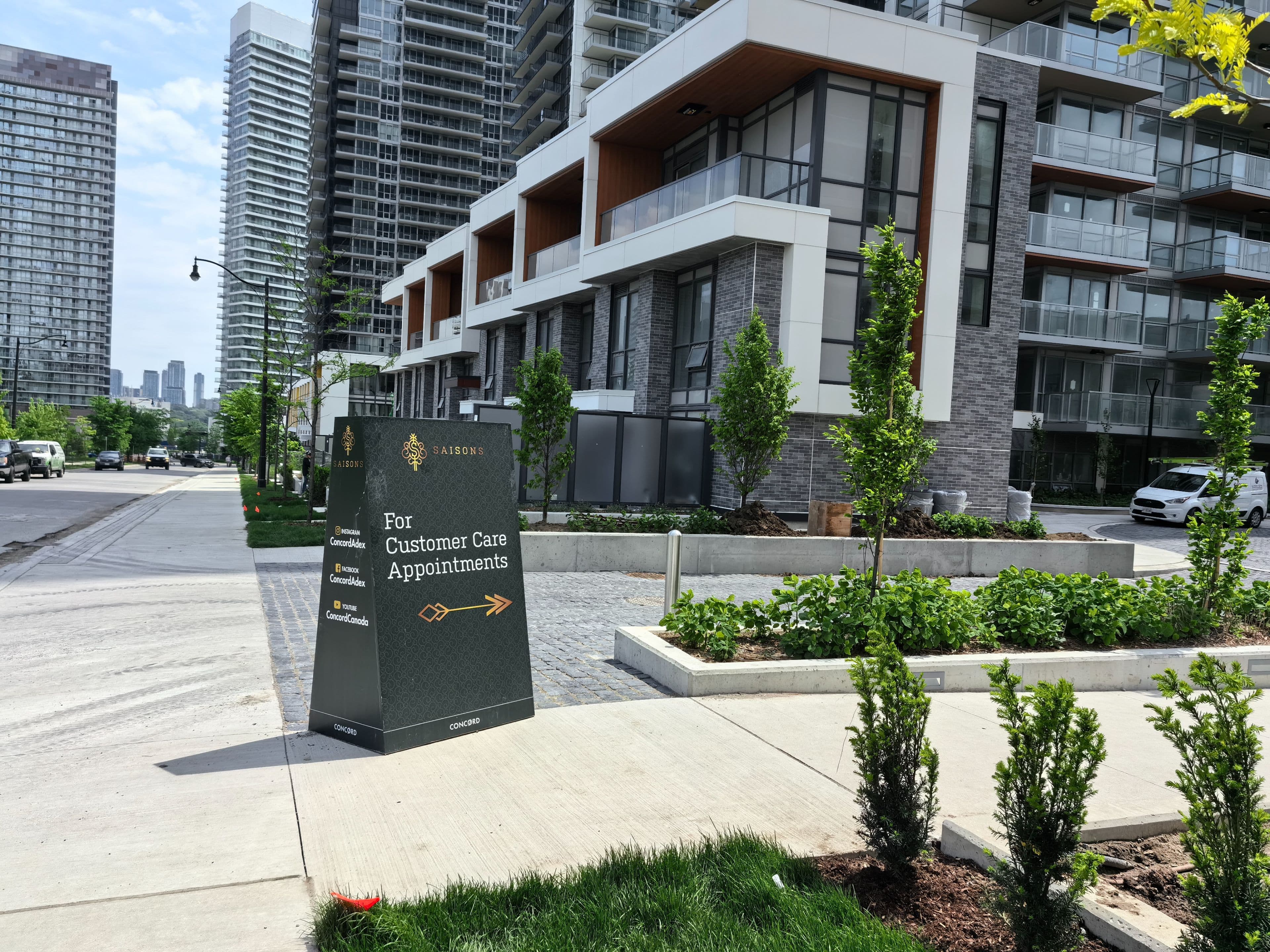 27 Mcmahon Drive 2702, Toronto C15, ON M2K 0C2