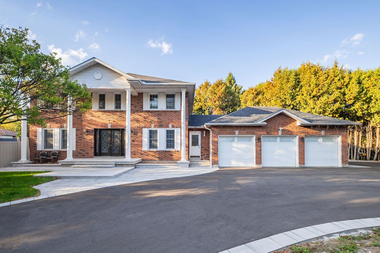 8 Beaufort Hills Road, Richmond Hill, ON L4E 2N5