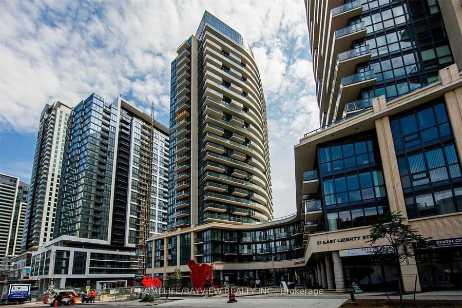 49 East Liberty Street 1804, Toronto C01, ON M6K 0B2