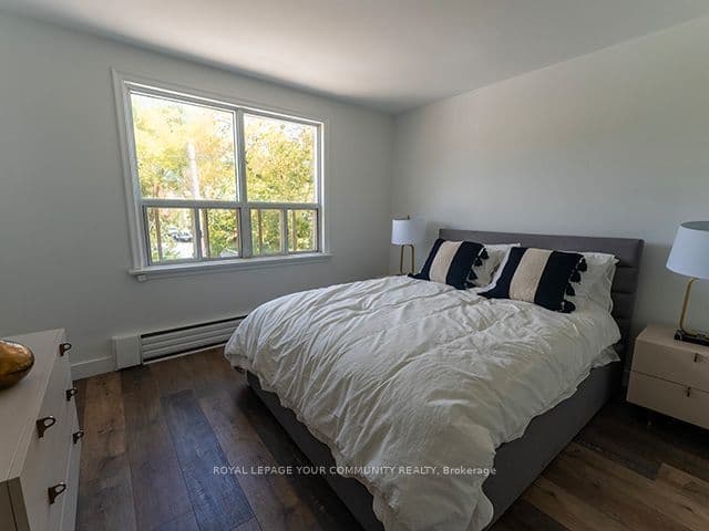 2485 Dufferin Street A, Toronto W04, ON M6B 3P9