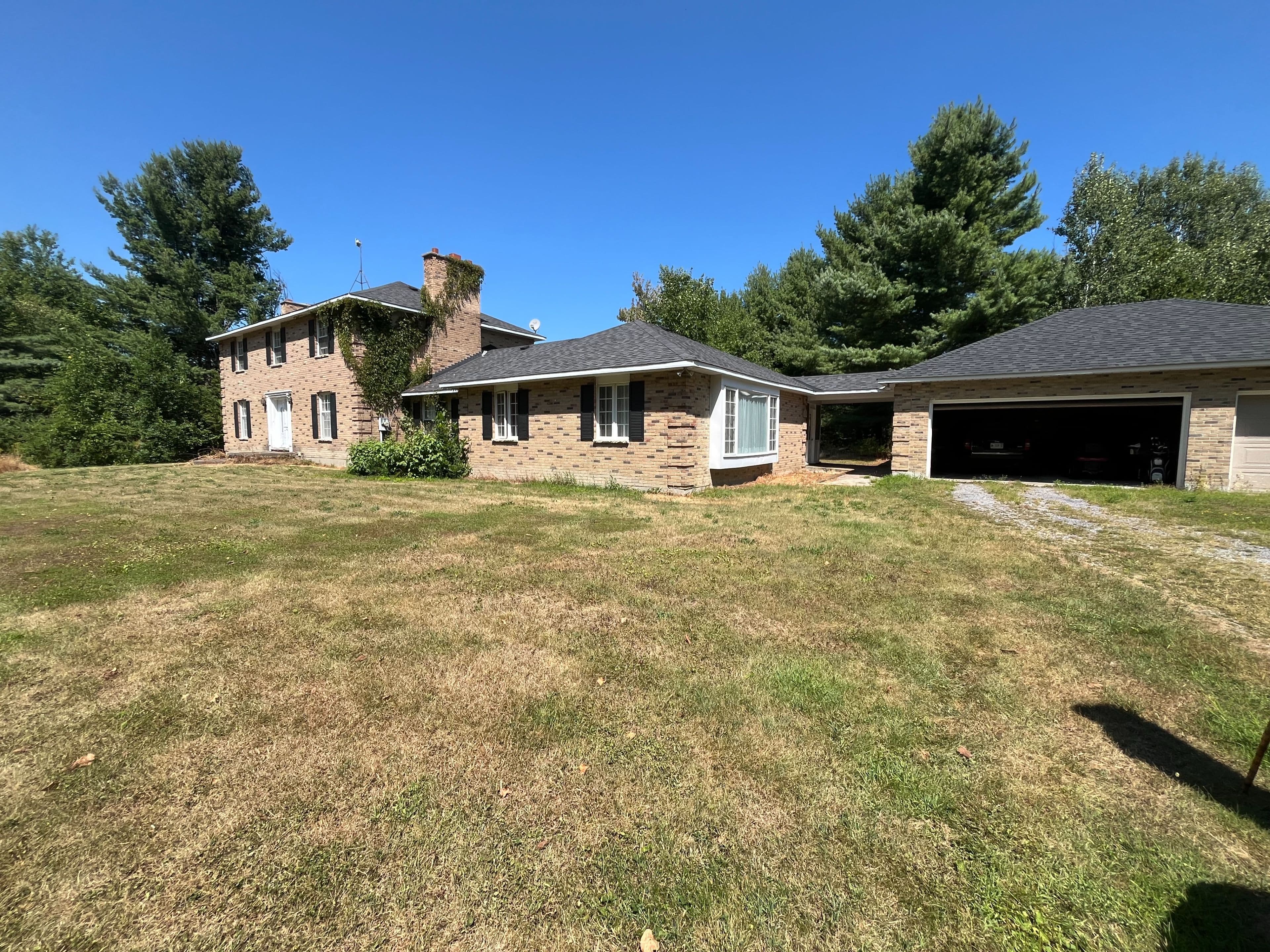 2620 Marchurst Road, Kanata, ON K0A 1T0