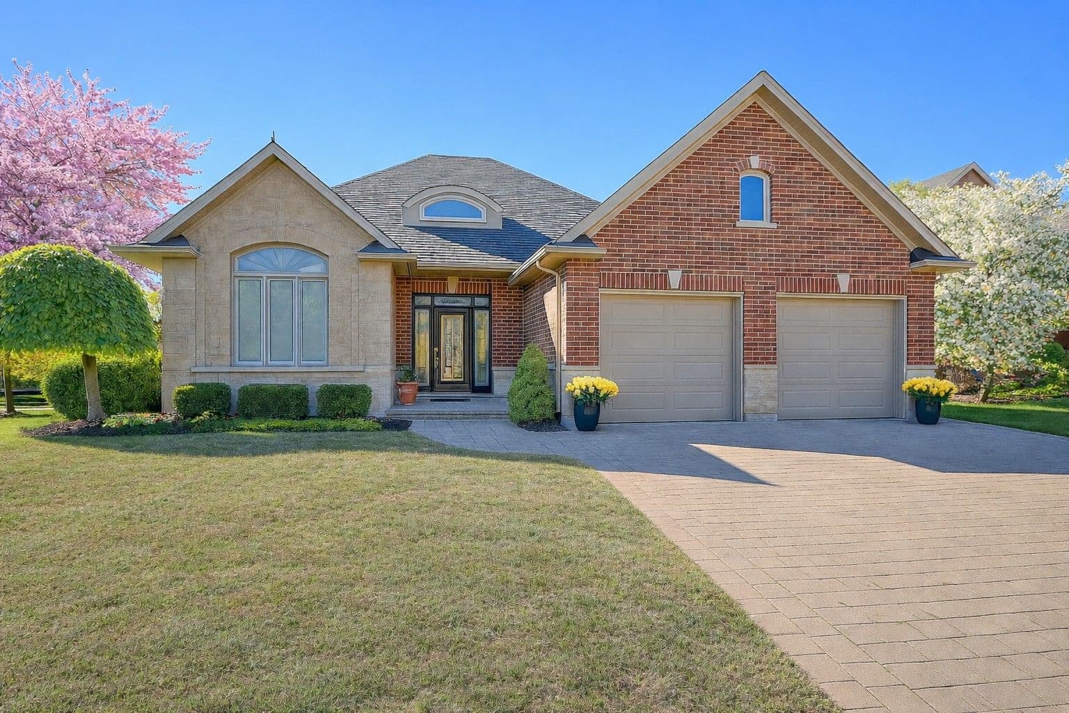 45 Timber Creek Crescent, Pelham, ON L3E 0P3