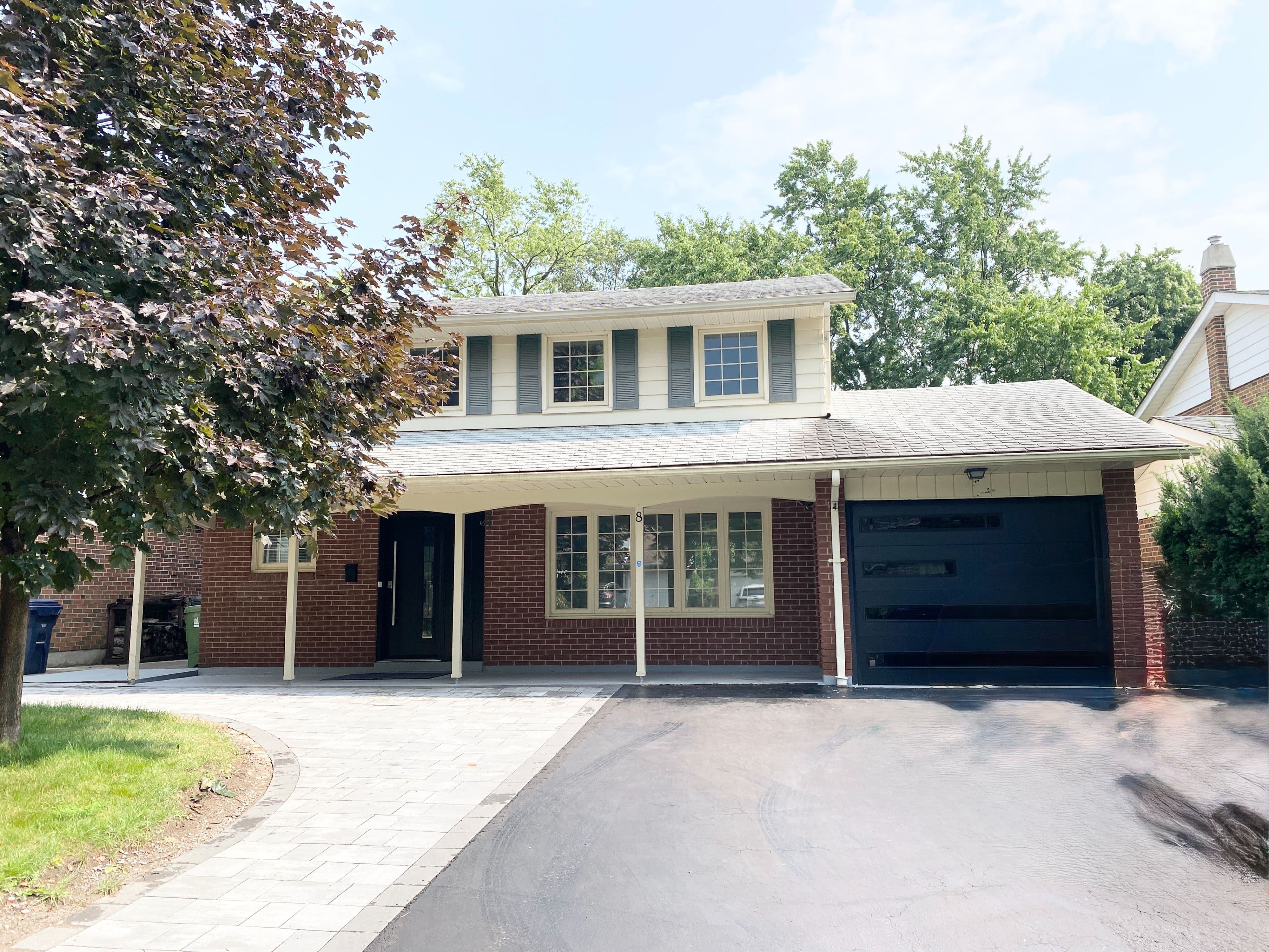 8 Ravencliff Crescent BSMT, Toronto E05, ON M1T 1R8