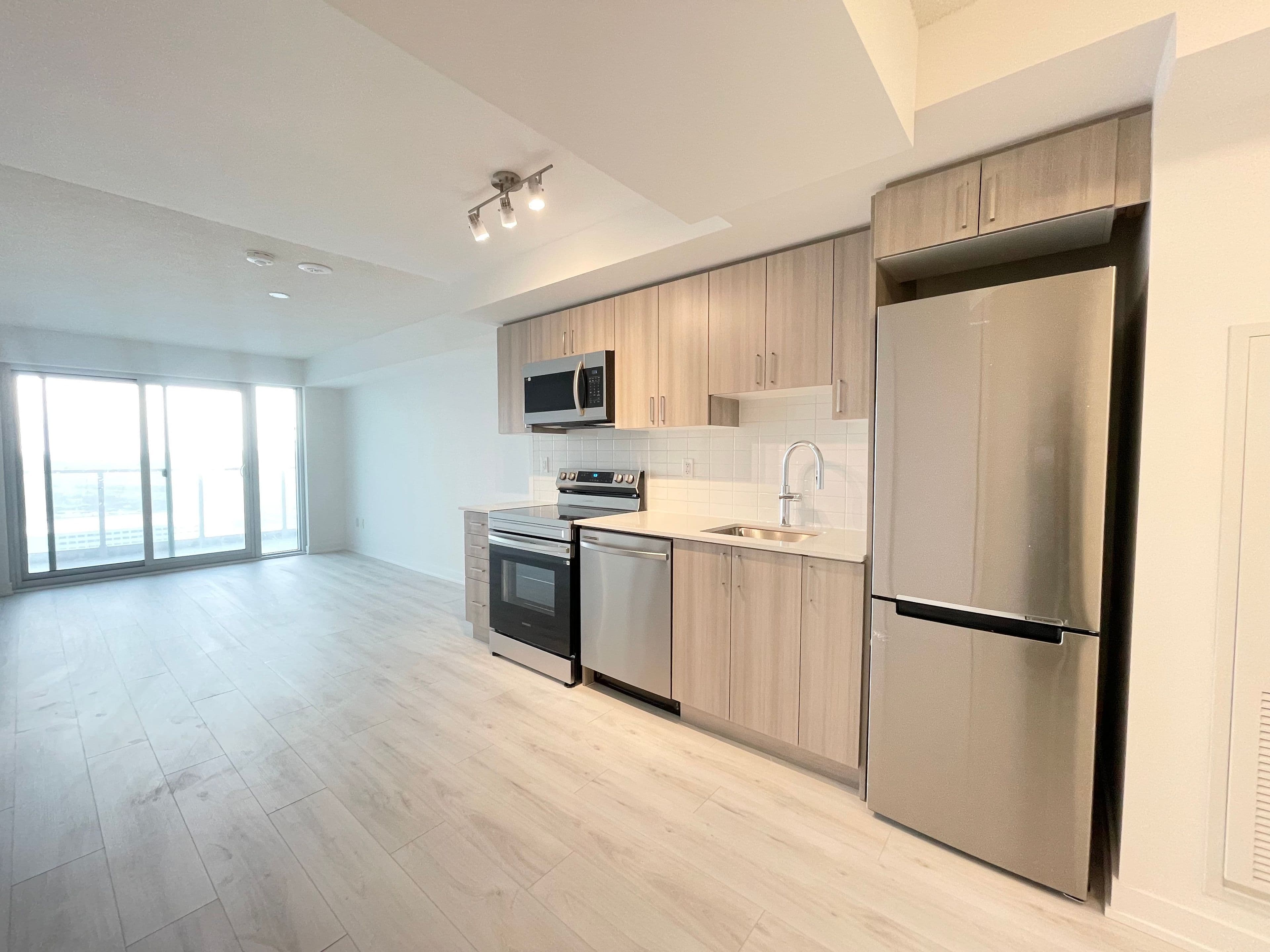 1010 Sandy Beach Road 2309, Pickering, ON L1W 3V9