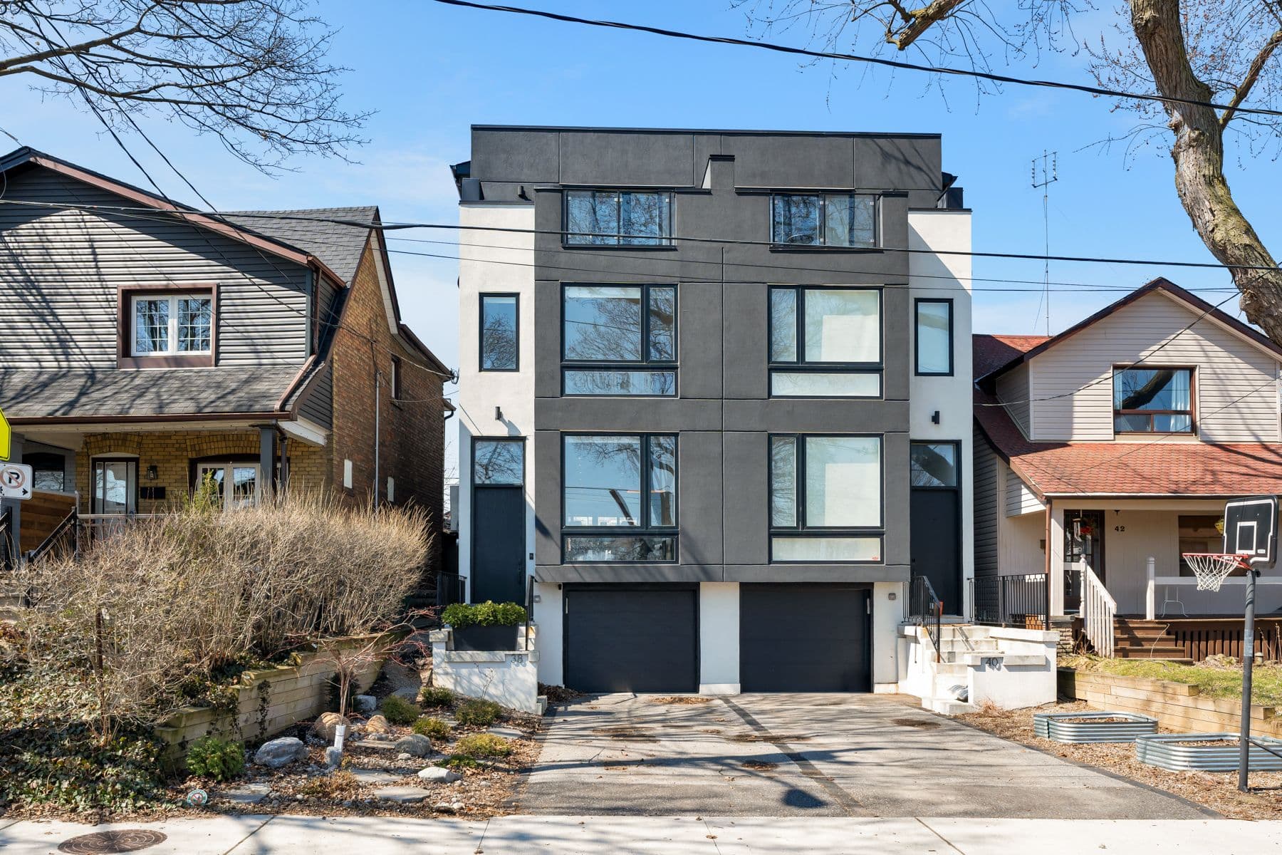 38 Alameda Avenue, Toronto C03, ON M6C 3W2