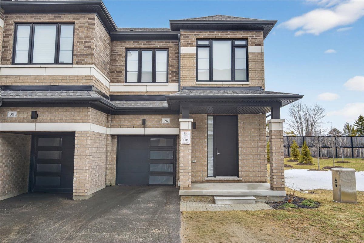 28 Bluebird Lane, Barrie, ON L9J 0M3