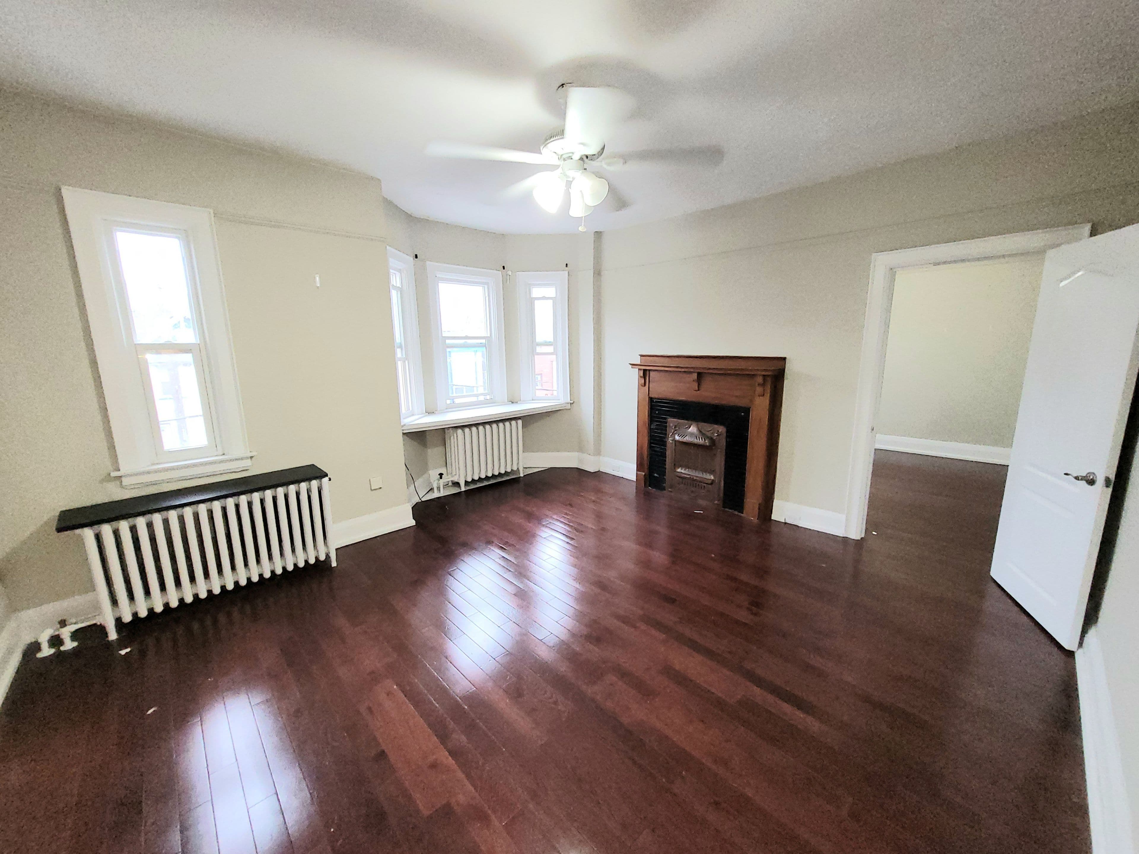 850 Broadview Avenue 20, Toronto E03, ON M4K 2R1