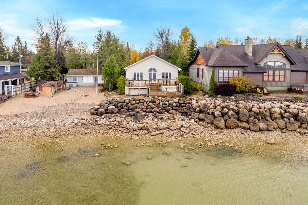 46 William Avenue, Wasaga Beach, ON L9Z 2X3