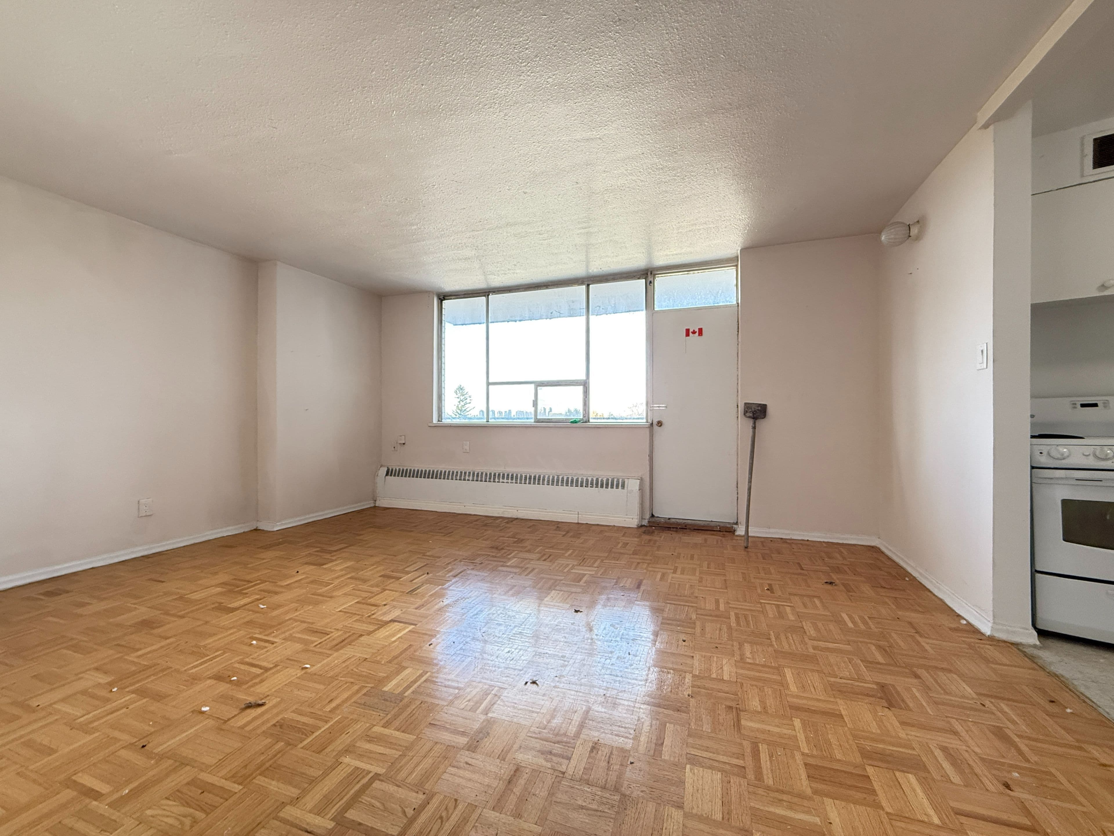 500 Dawes Road 701, Toronto E03, ON M4B 2G1