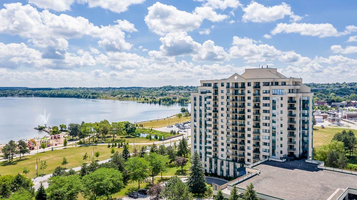 75 Ellen Street 104, Barrie, ON L4N 7R6