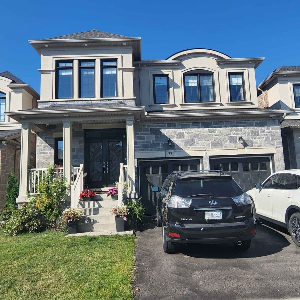 33 Little Britain Crescent, Brampton, ON L6Y 6A8