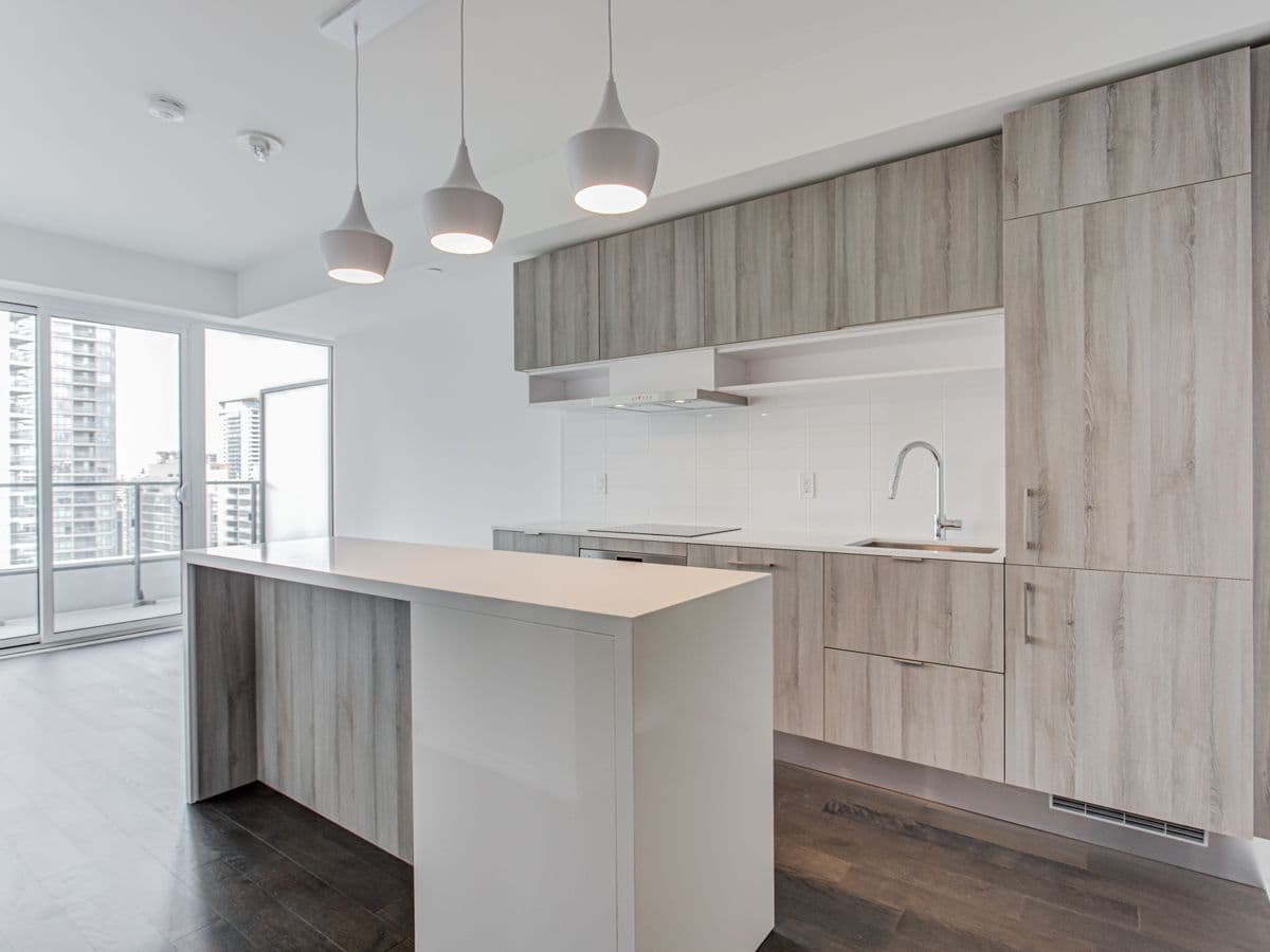 5 Soudan Avenue 2010, Toronto C10, ON M4S 0B1