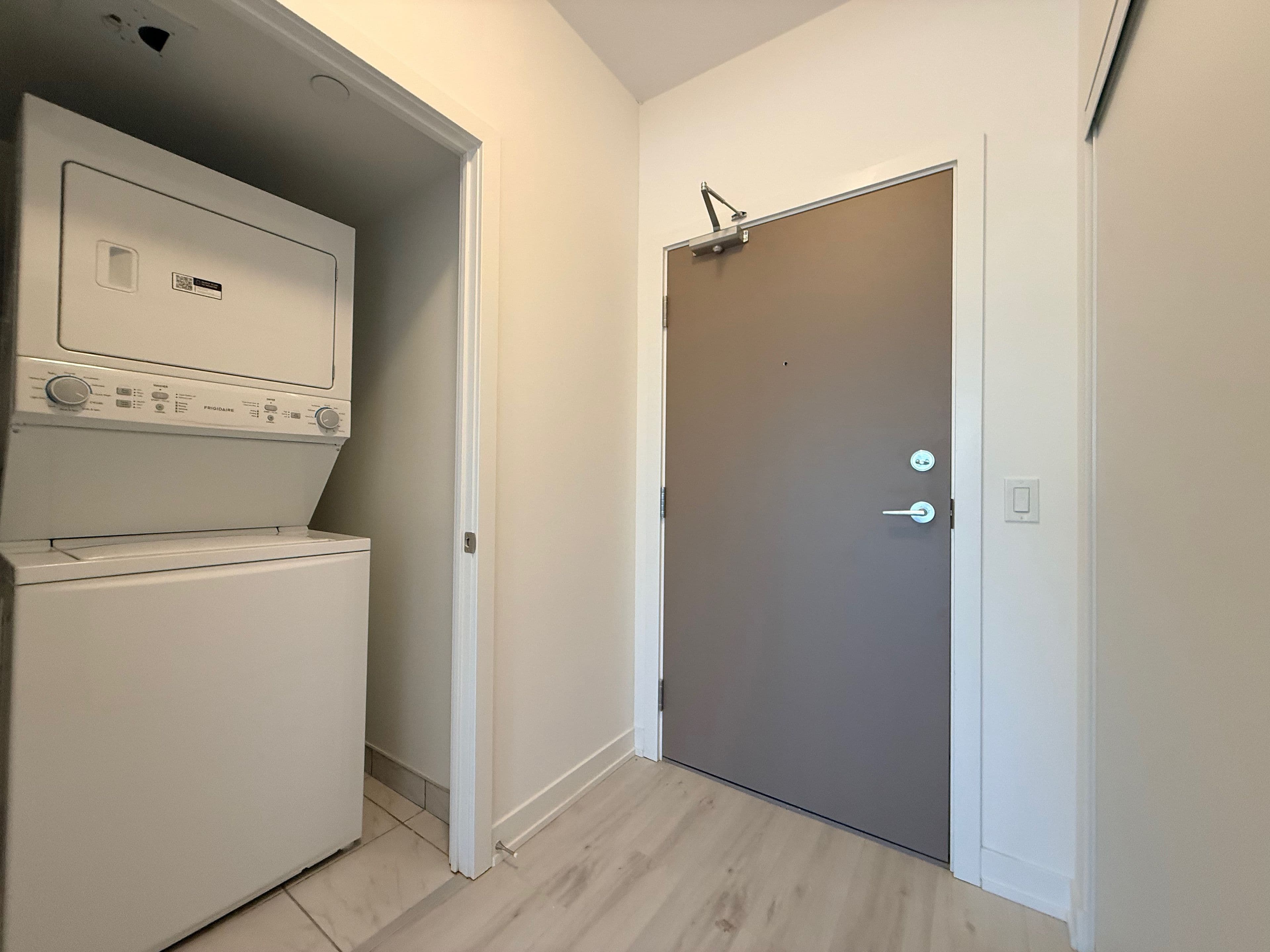 1010 Sandy Beach Road 903, Pickering, ON L1W 0C7