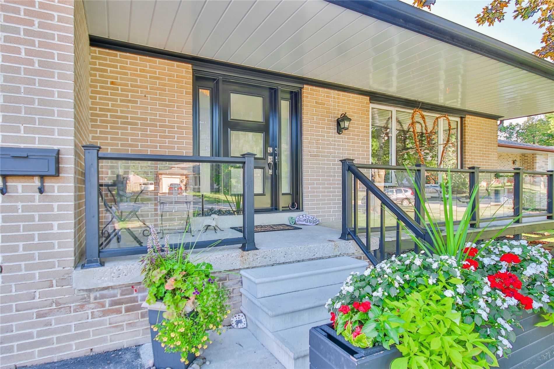 10 Jacwin Drive, Ajax, ON L1S 6H8