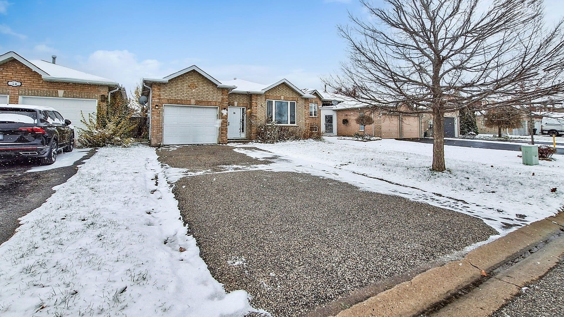 16 Nicole Marie Avenue Main, Barrie, ON L4M 6Y8