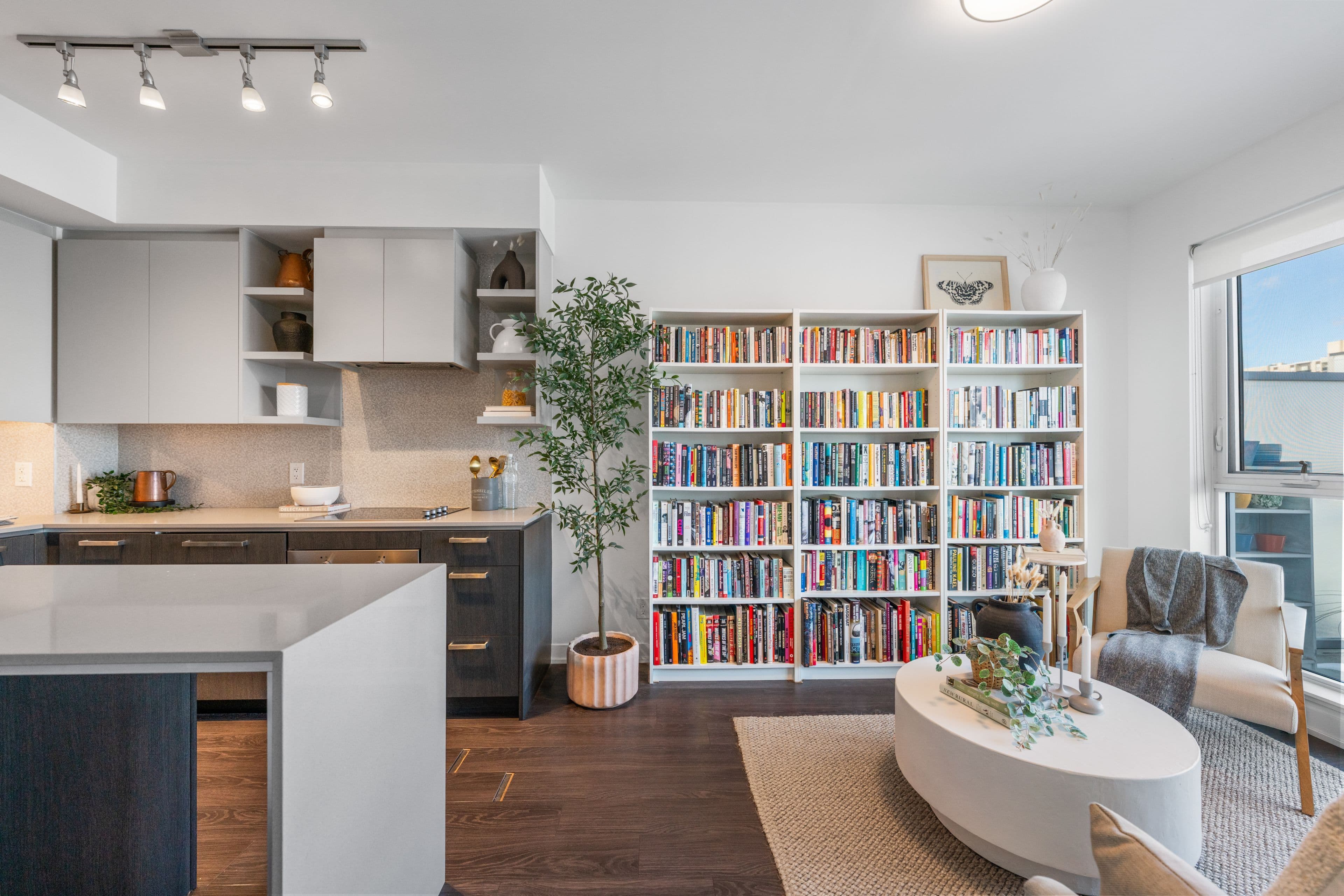 1830 Bloor Street W 1201, Toronto W02, ON M6P 0A2