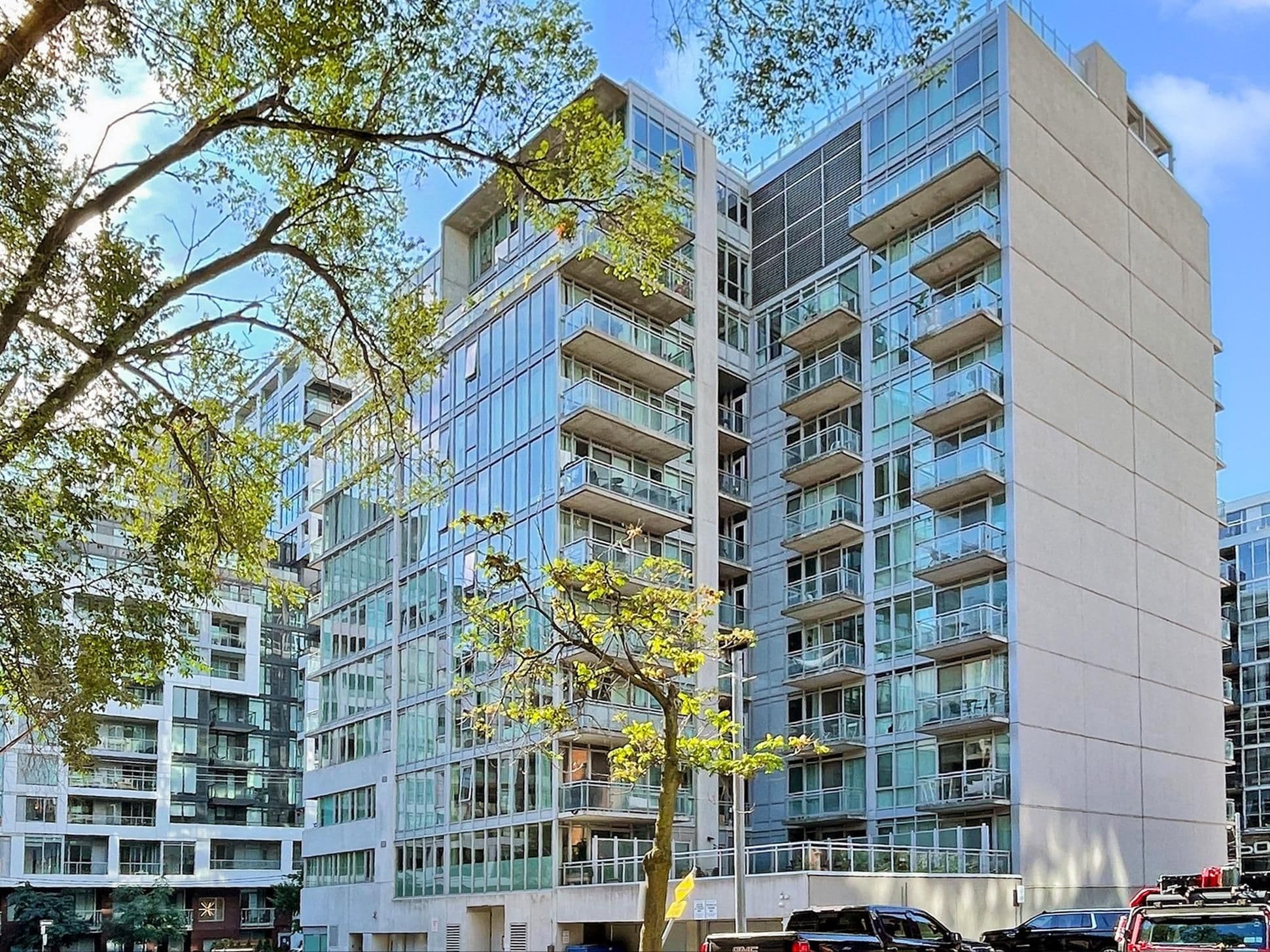 38 Niagara Street 601, Toronto C01, ON M5V 3X1