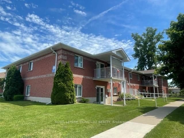 236 Margaret Avenue 13, Chatham-Kent, ON M8A 2A1