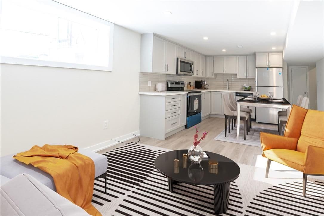 749 Upper Ottawa Street 2, Hamilton, ON L8T 3T8