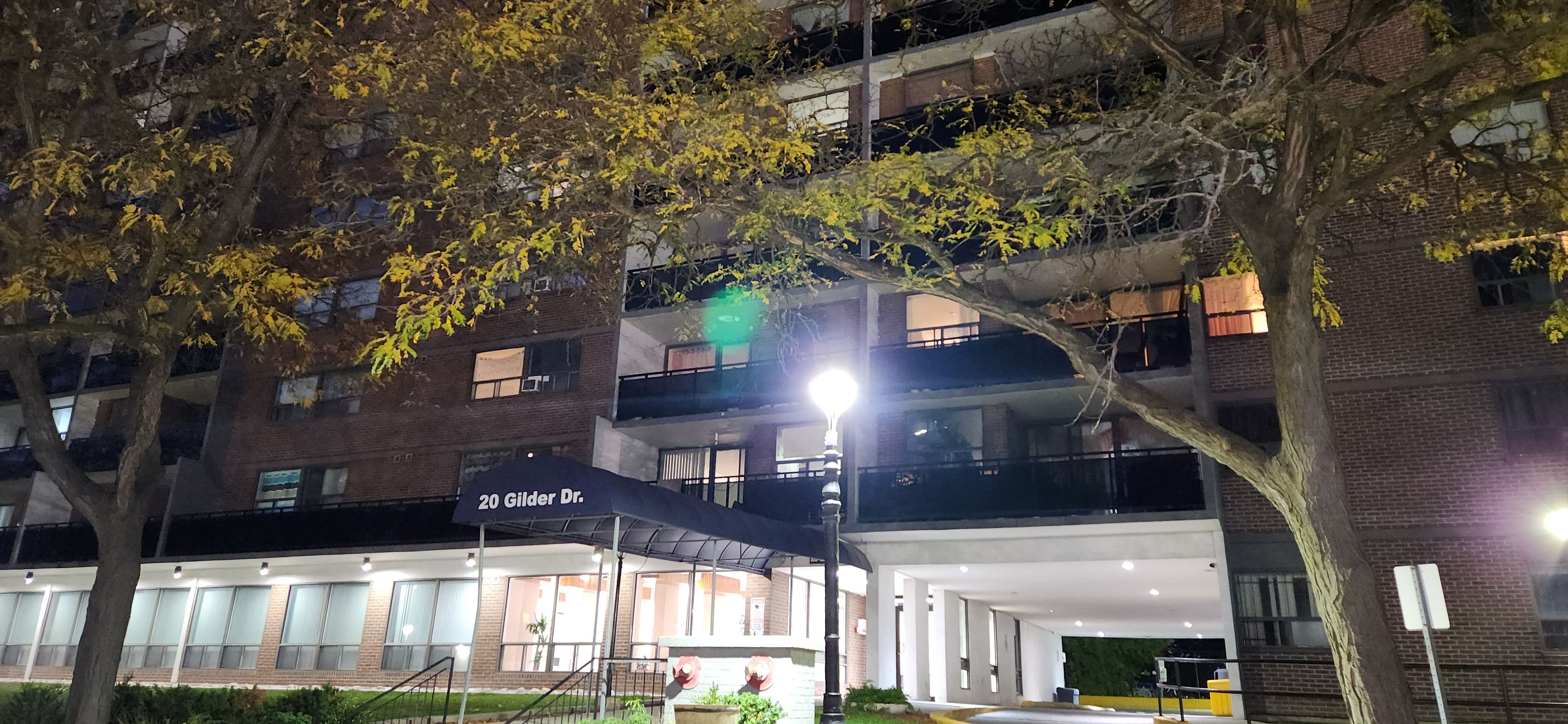 20 Gilder Drive 505, Toronto E08, ON M1K 5E1