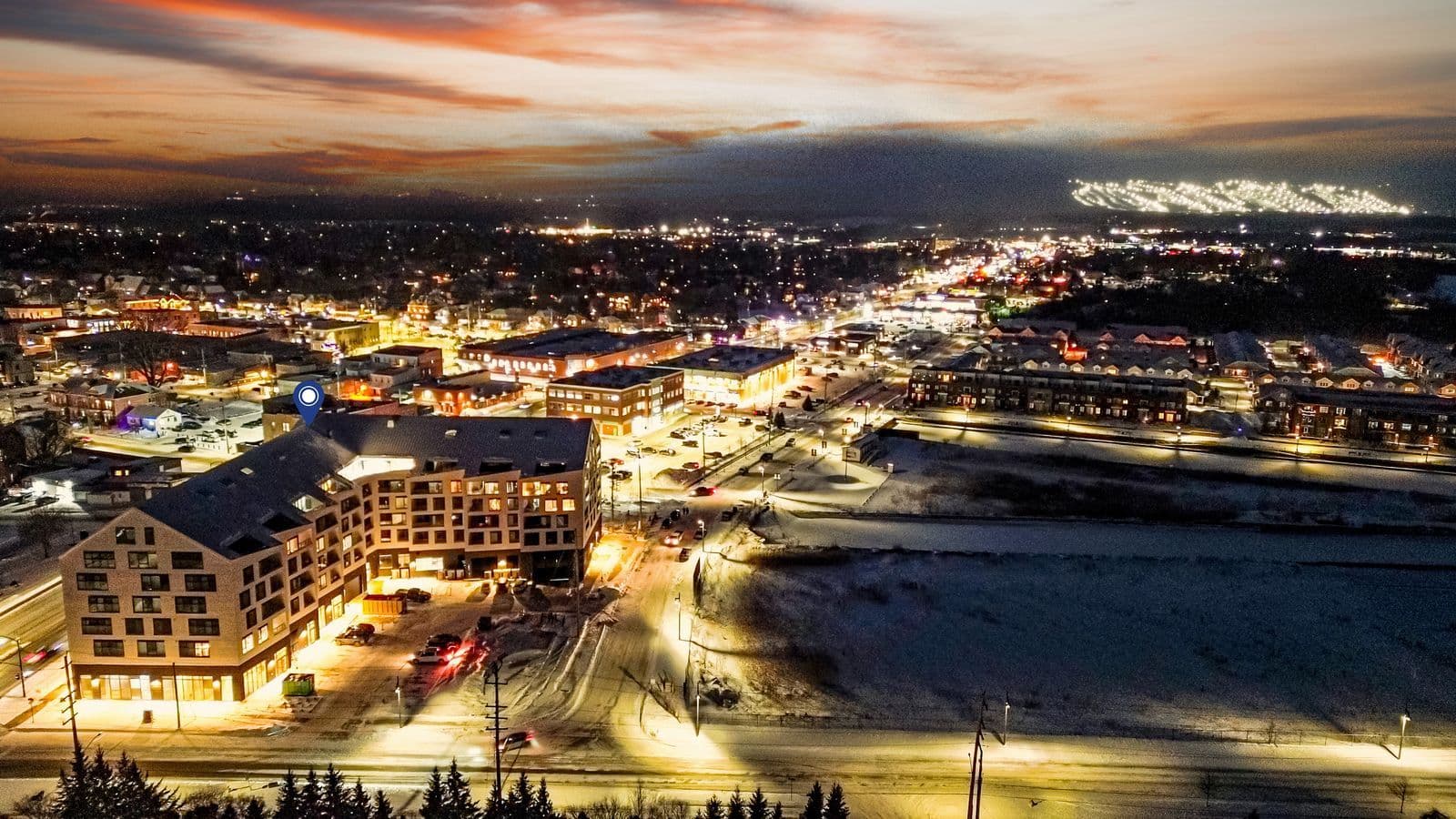 31 Huron Street 421, Collingwood, ON L9Y 5T7