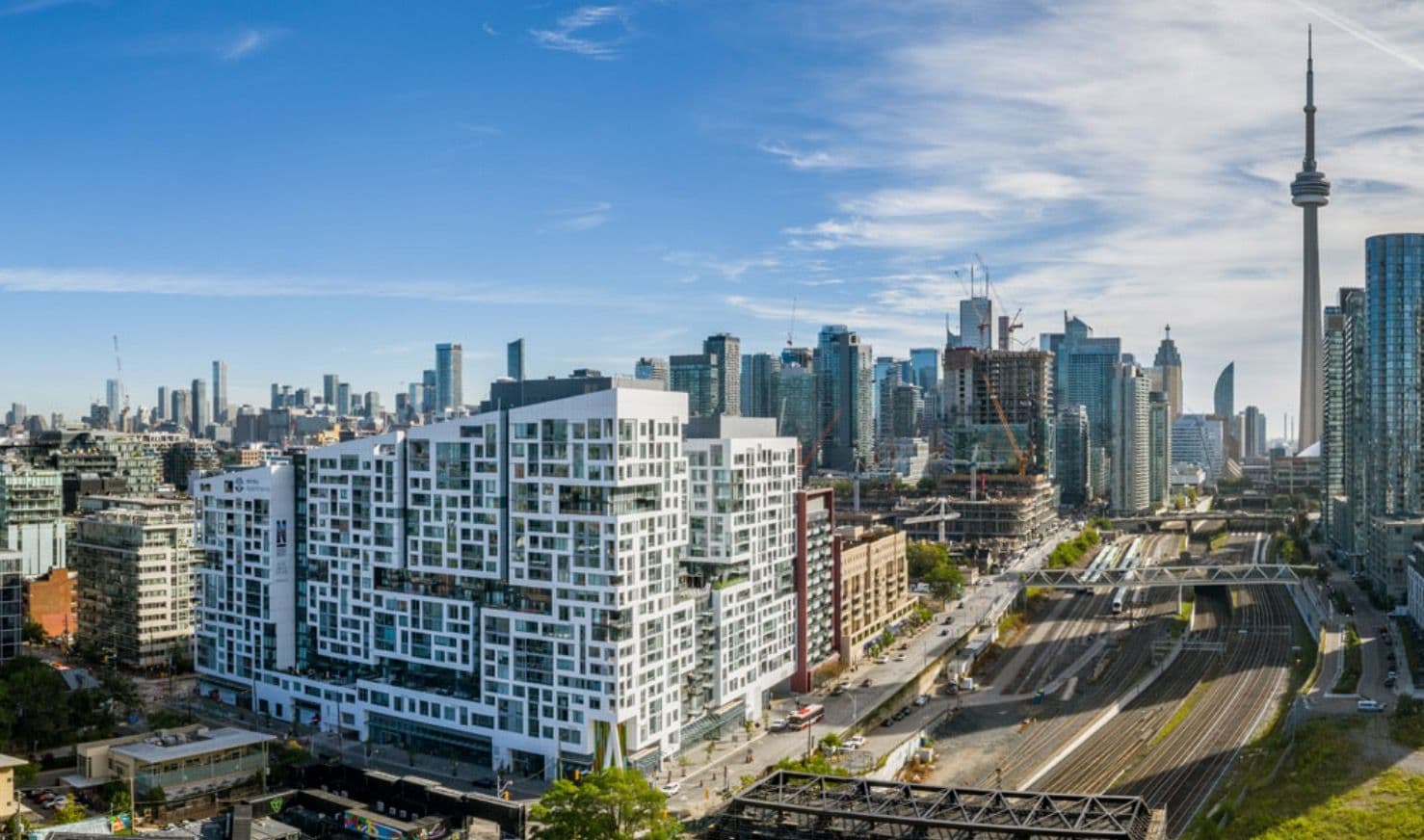 576 Front Street W 824E, Toronto C01, ON M5V 1C1