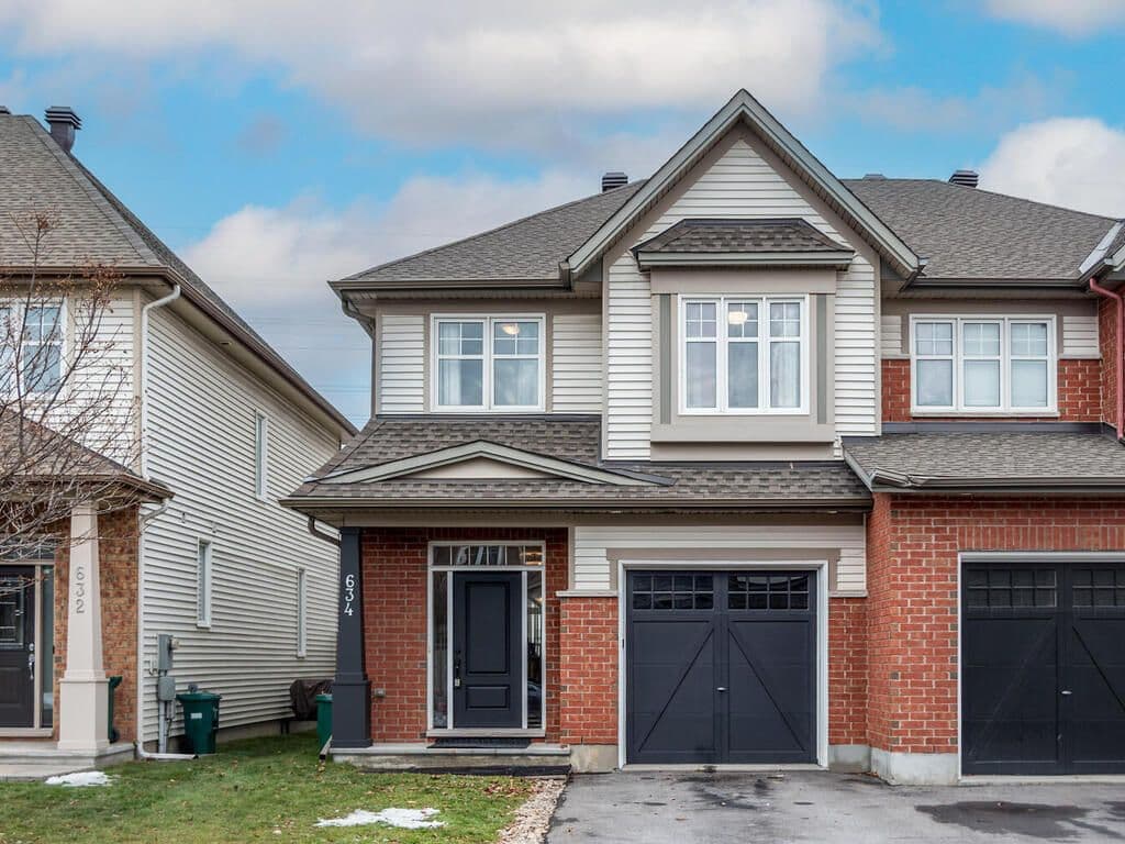 634 Moorpark Avenue, Kanata, ON K2M 0H8