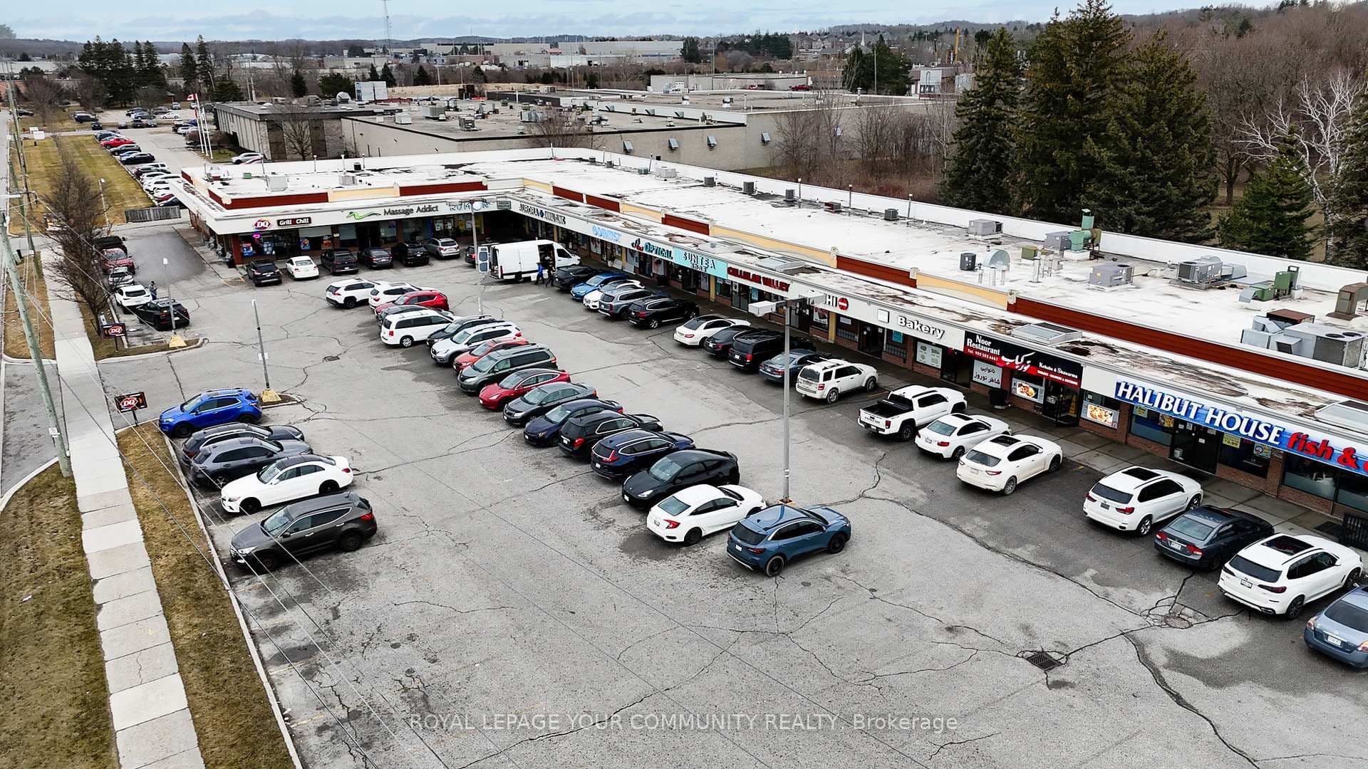 265 Edward Street 14, Aurora, ON L4G 3M7