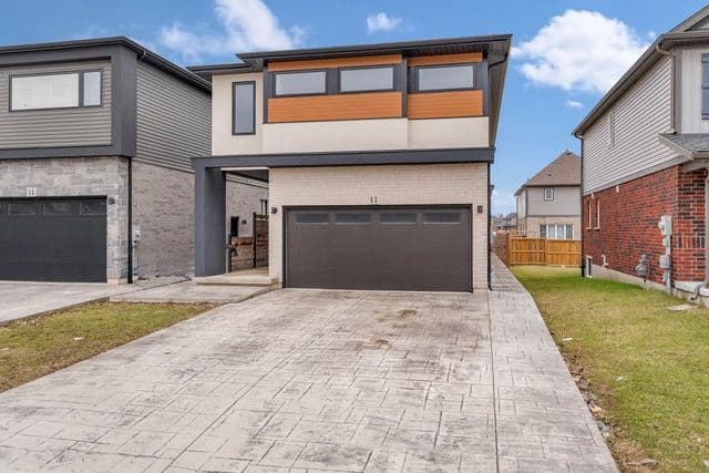 13 Damude Avenue, Thorold, ON L2C 0G7