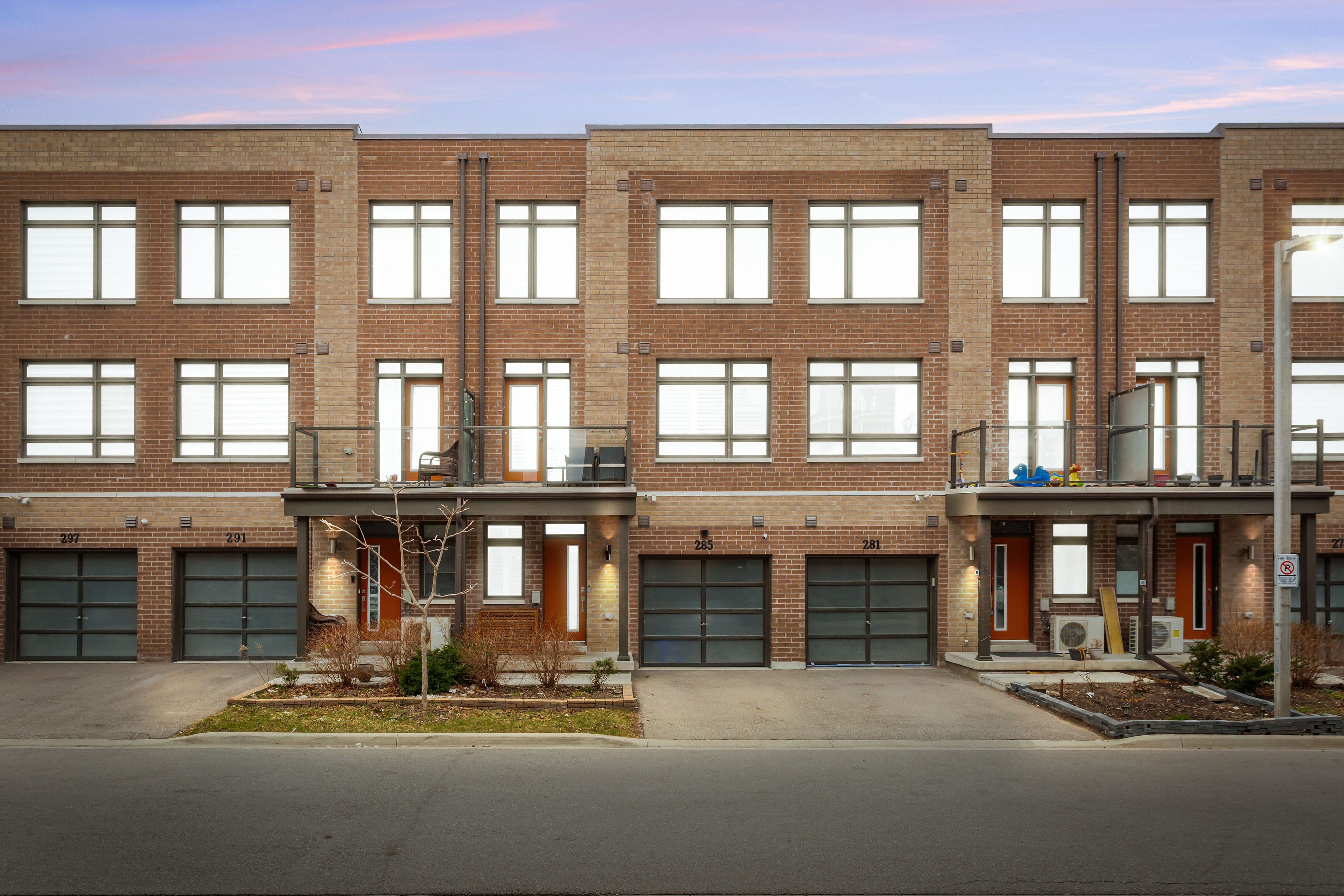 285 Dalhousie Street, Vaughan, ON L4L 0L8