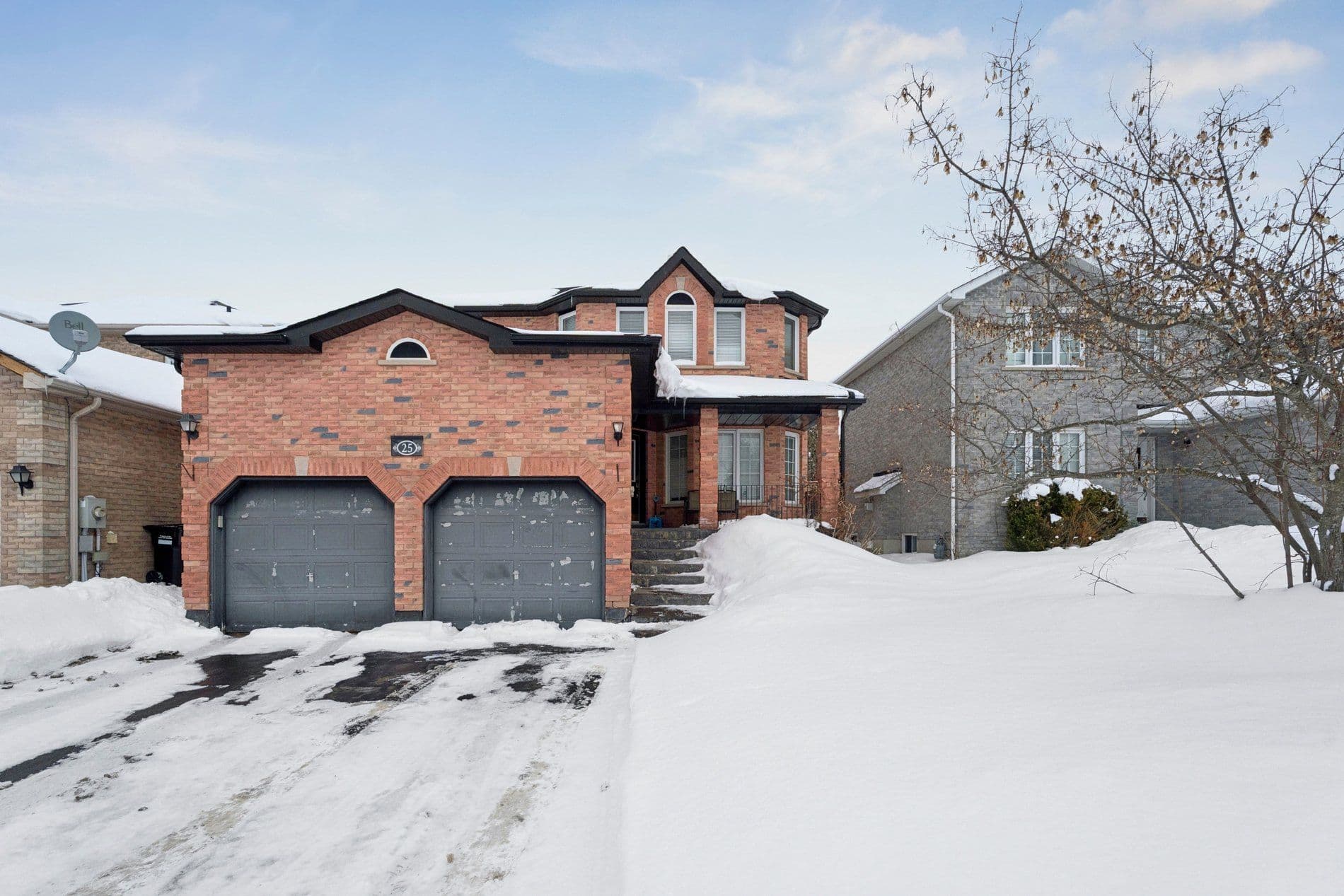 25 Meyer Avenue, Barrie, ON L4M 6Y1