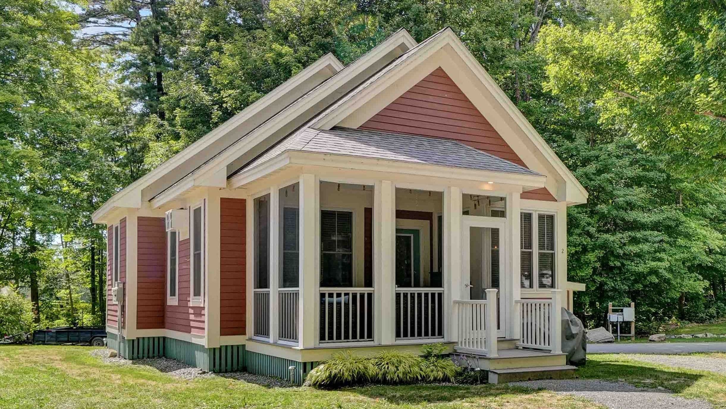 2 Pine Forest Lane, Prince Edward County, ON K0K 1P0