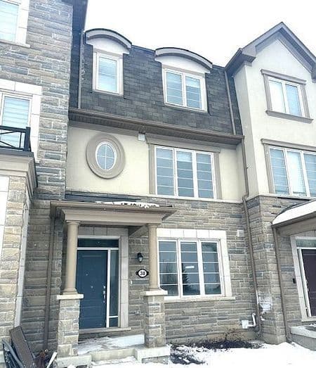 38 William F. Bell Parkway, Richmond Hill, ON L4S 0K1