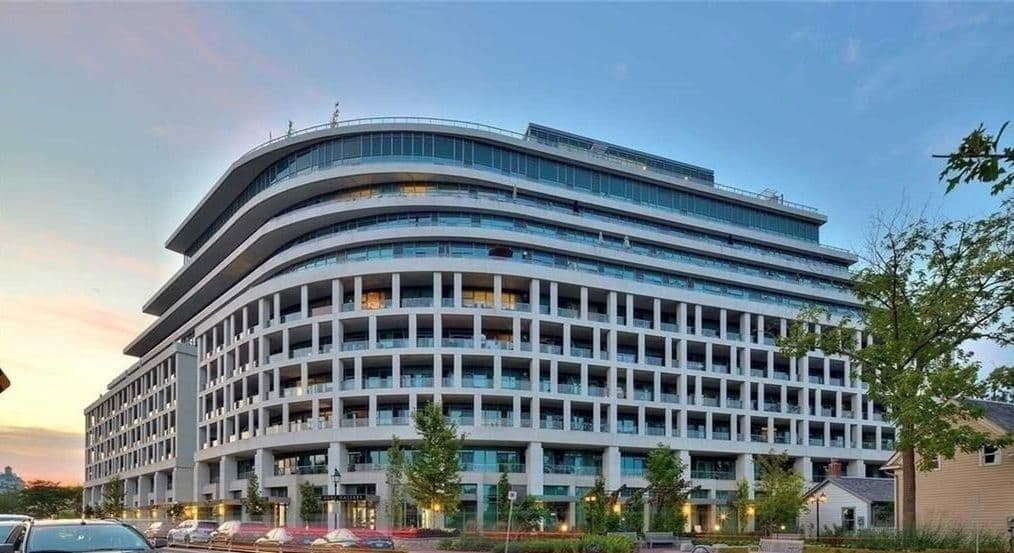 11 Bronte Road 202, Oakville, ON L6L 0E1