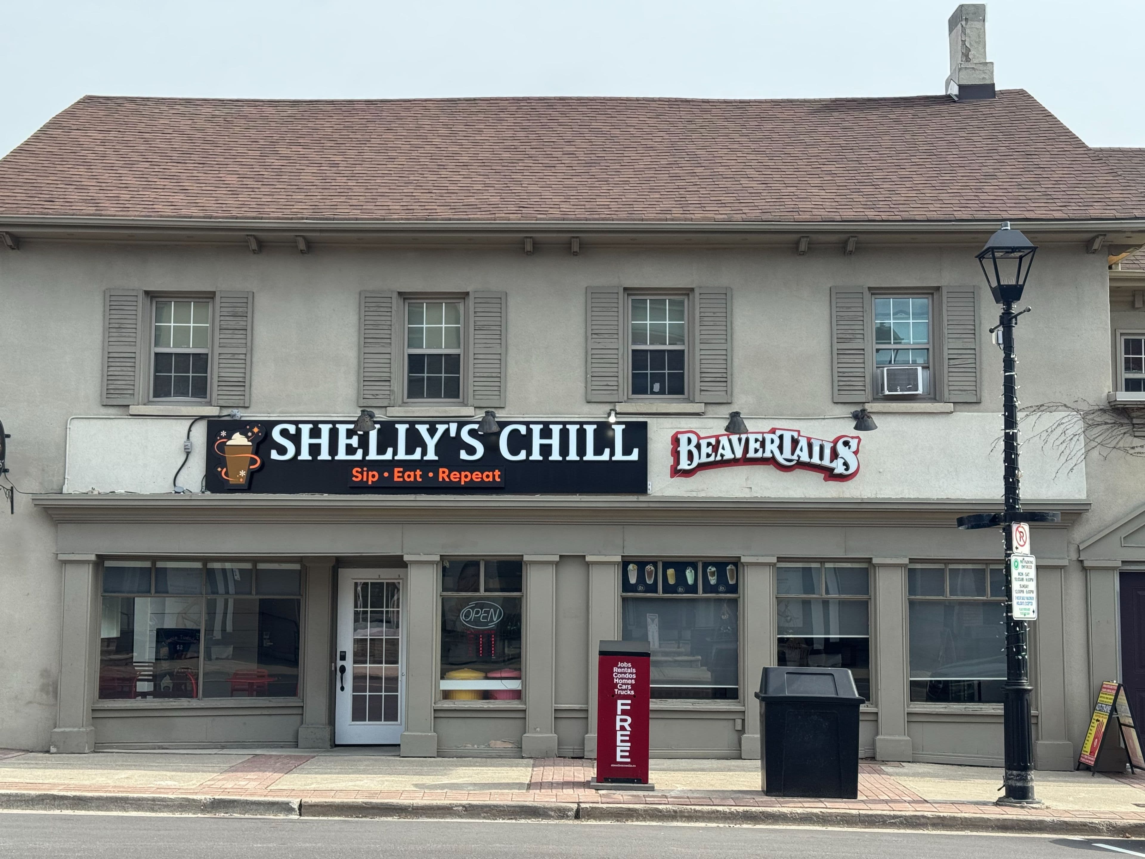 213 Queen Street S, Mississauga, ON L5M 1L6